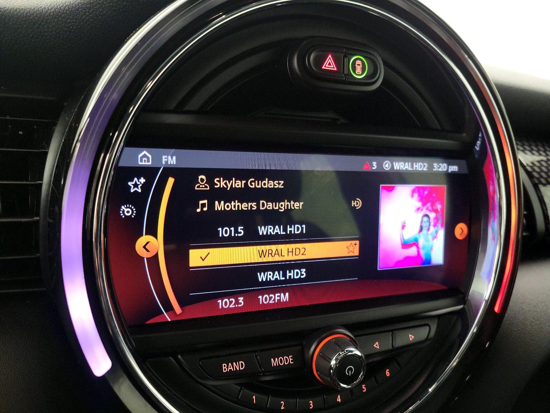 Thumbnail: 2020 MINI Cooper Hardtop - 15