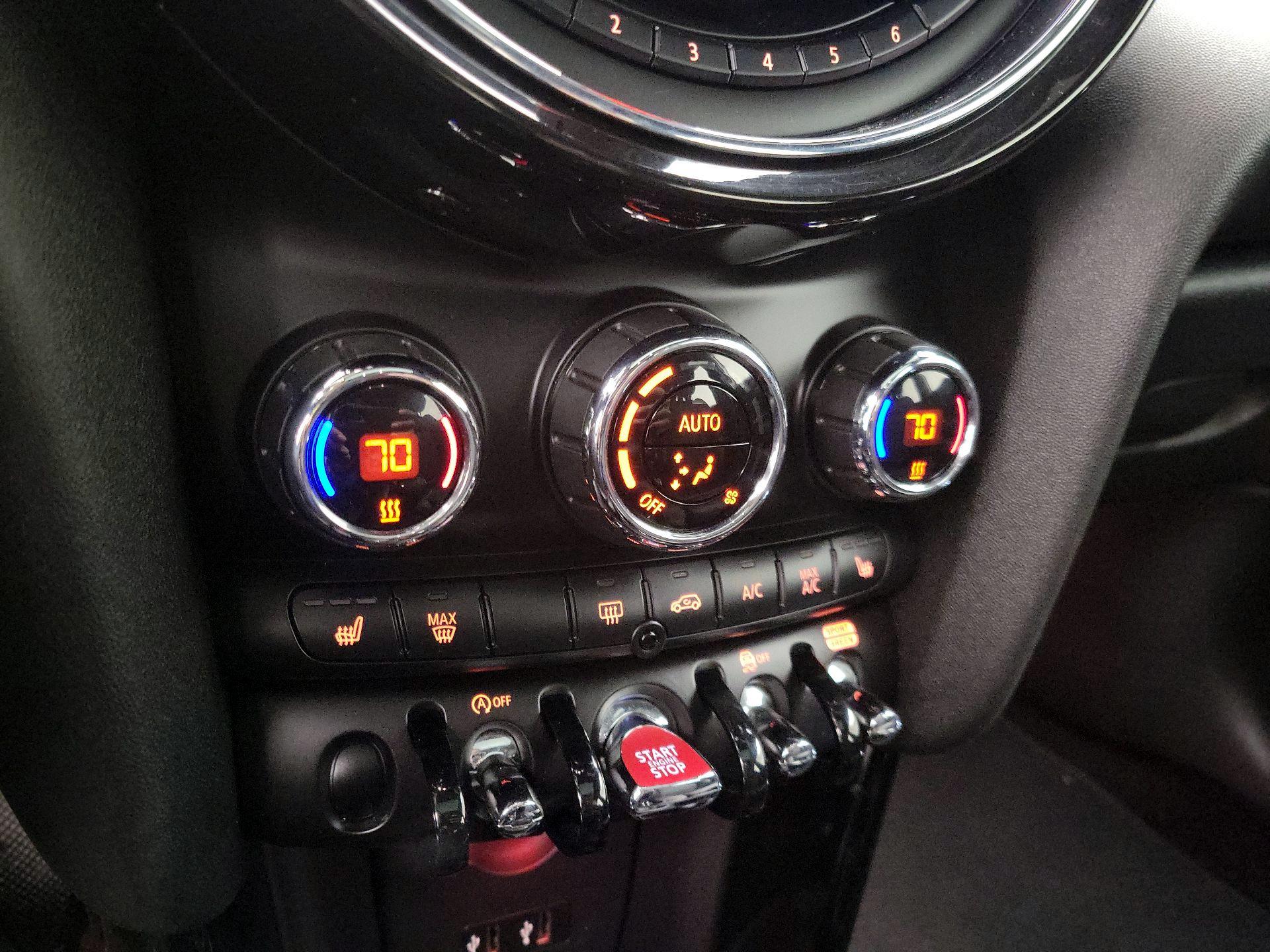 Thumbnail: 2020 MINI Cooper Hardtop - 16