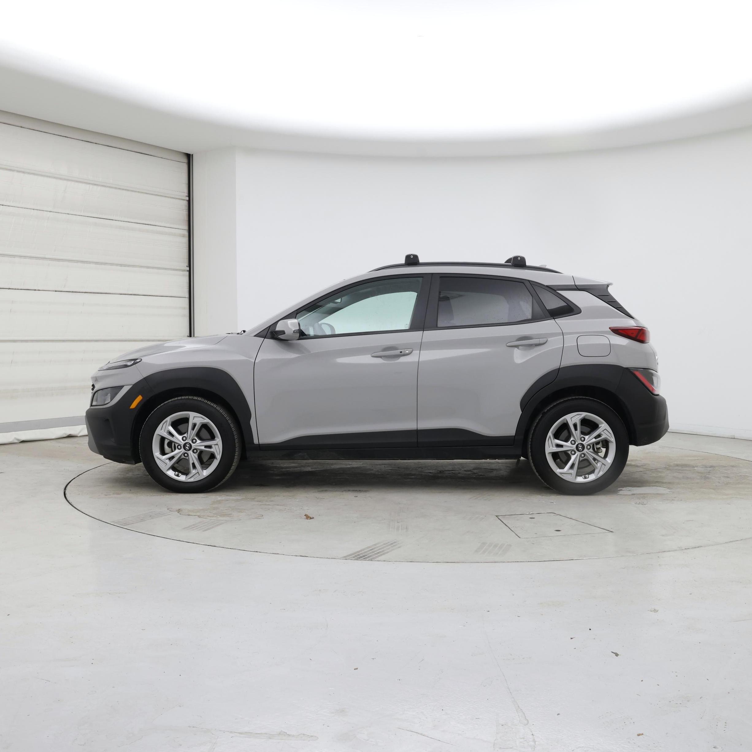 Thumbnail: 2023 Hyundai Kona - 3