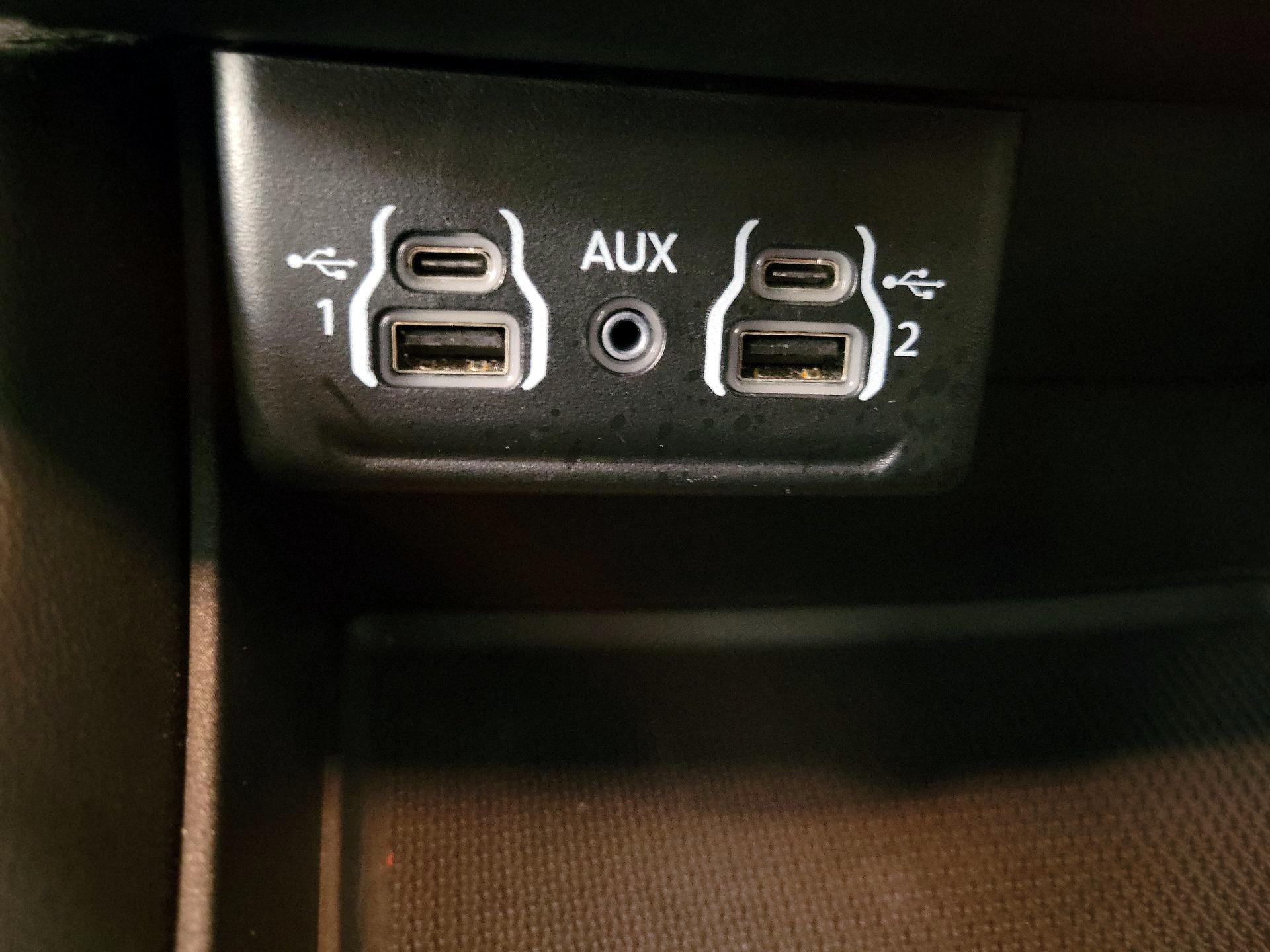 Thumbnail: 2022 Dodge Durango - 18