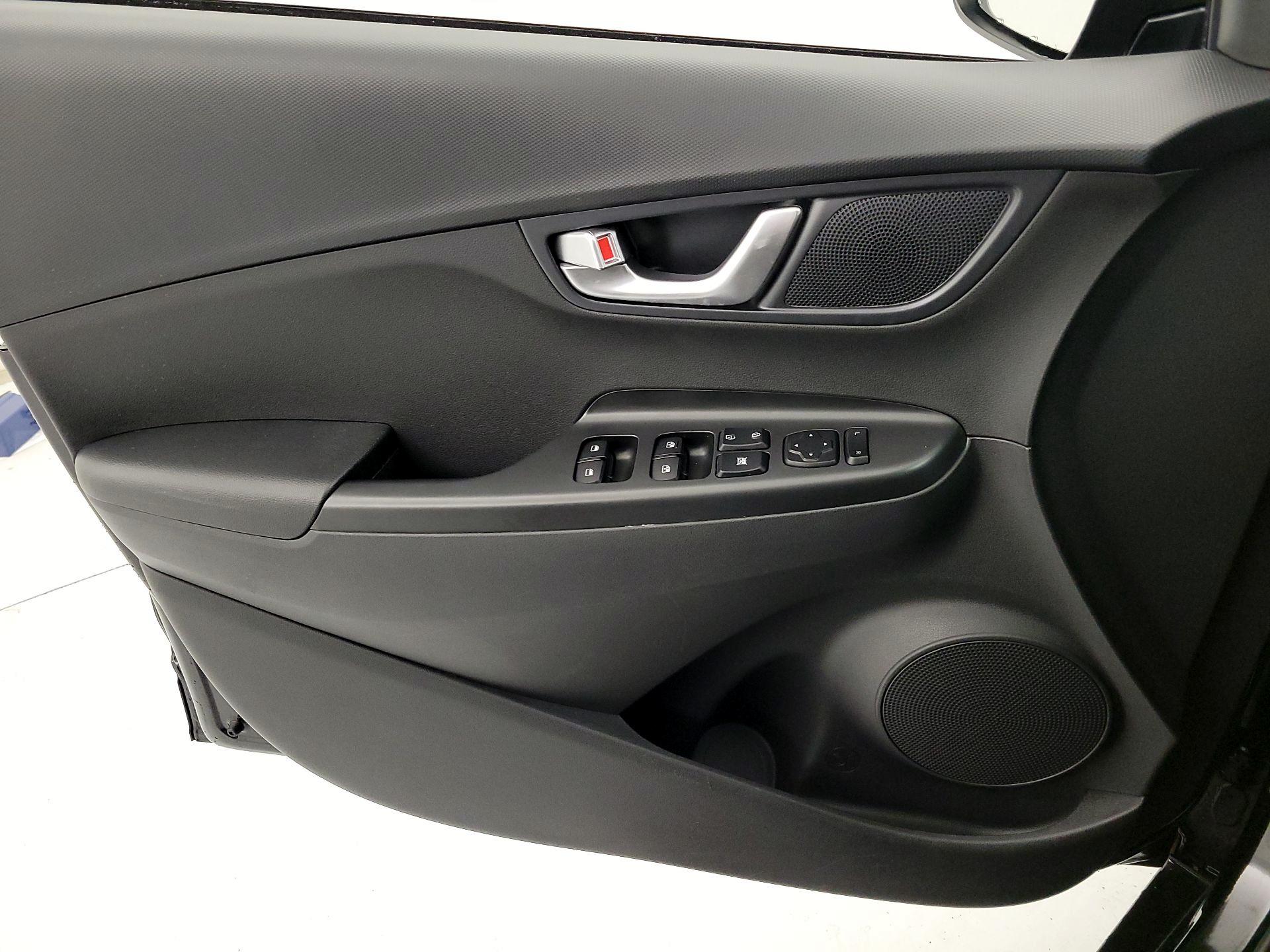 Thumbnail: 2023 Hyundai Kona - 12