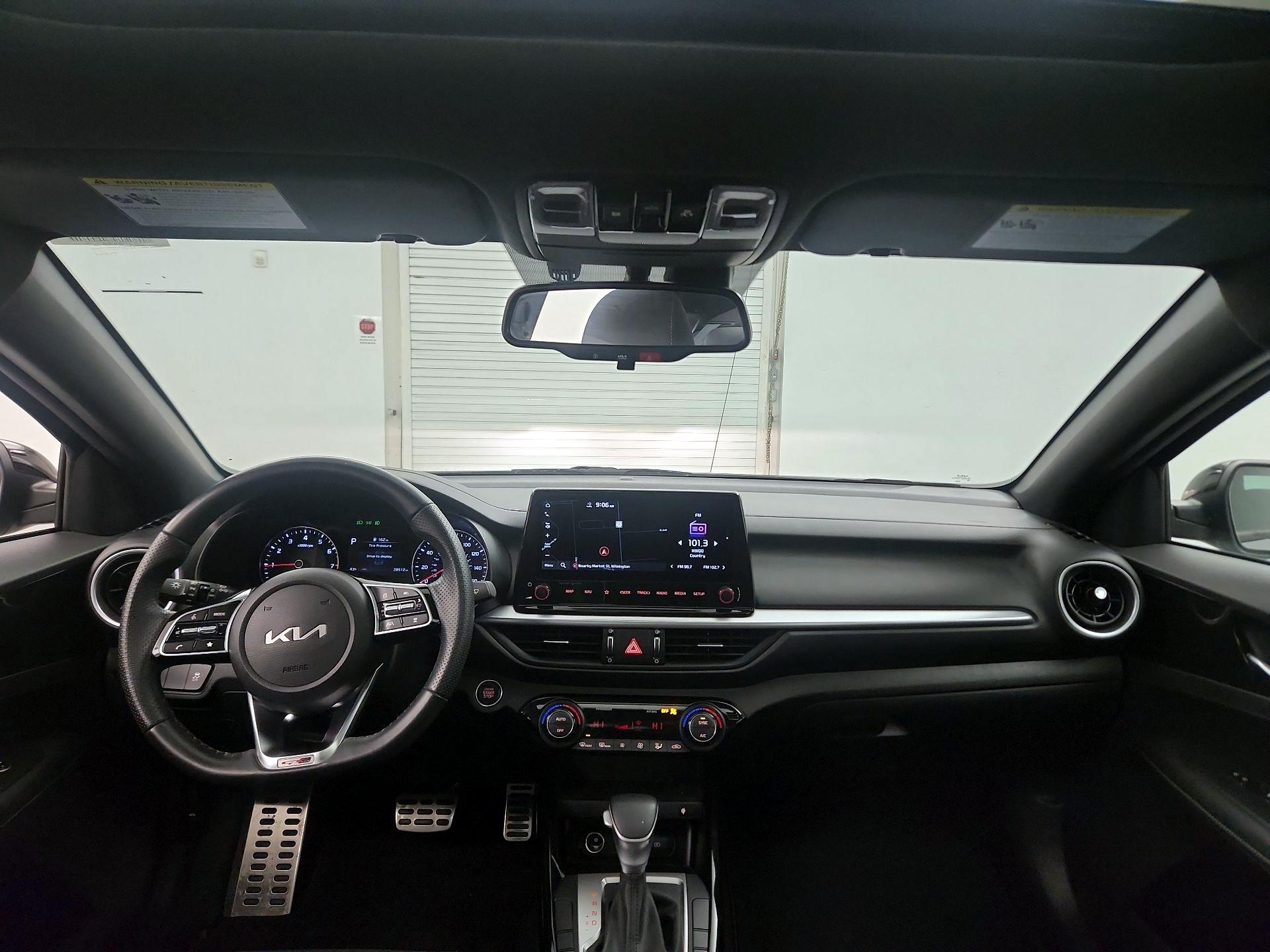 Thumbnail: 2023 Kia Forte - 9