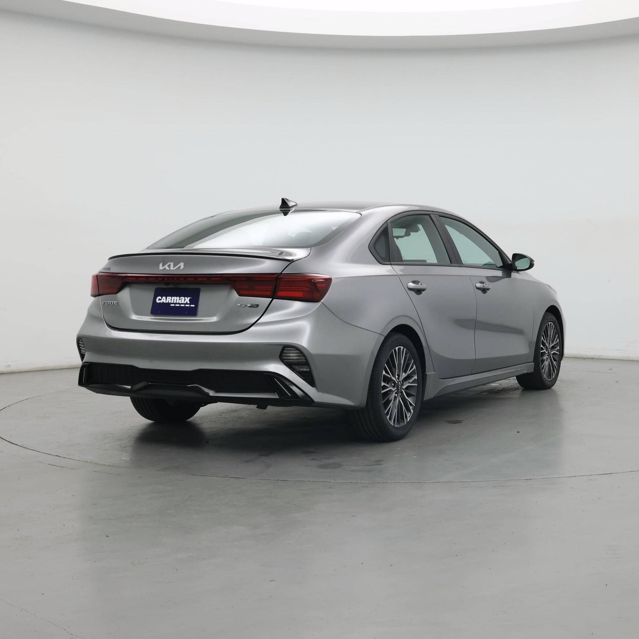 Thumbnail: 2023 Kia Forte - 8