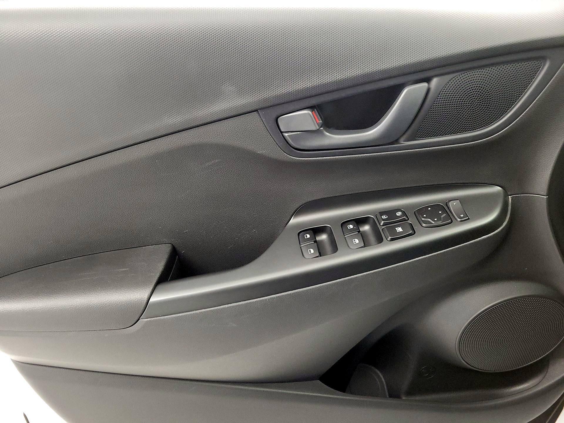Thumbnail: 2023 Hyundai Kona - 12