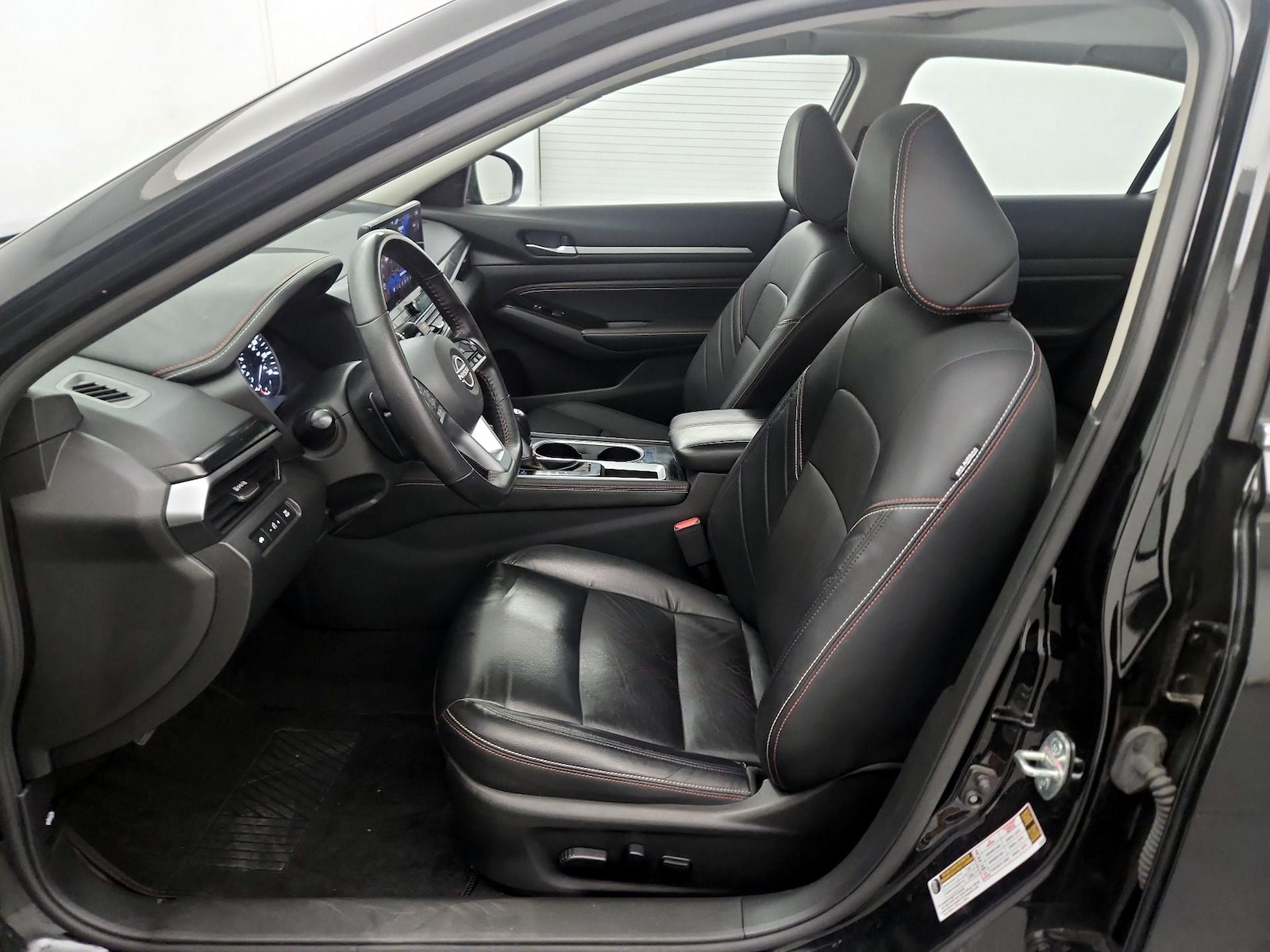 2023 Nissan Altima SR - Photo 12