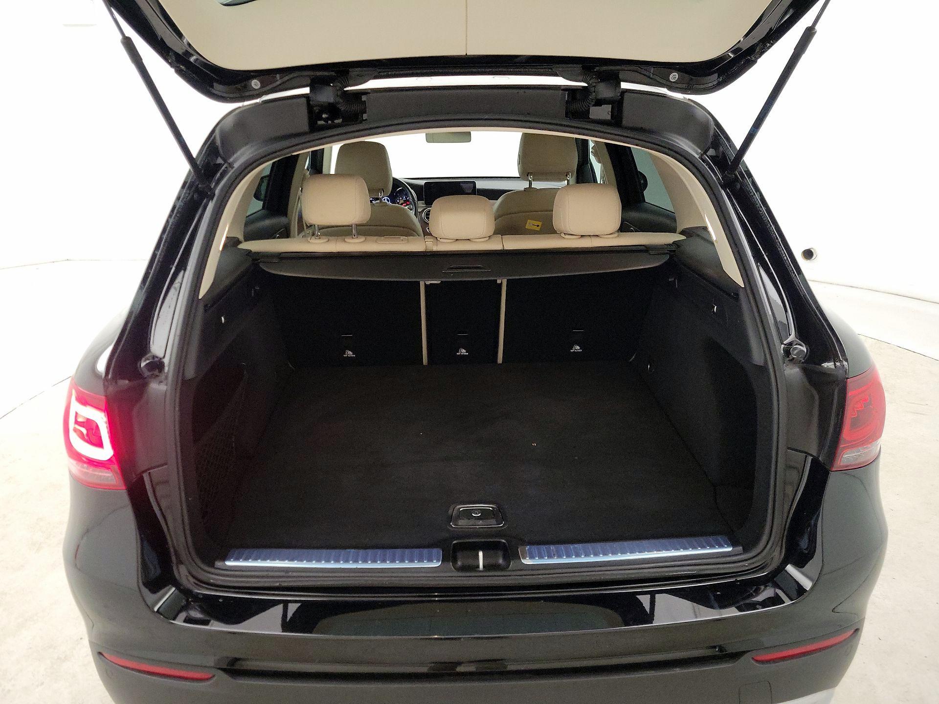 Thumbnail: 2022 Mercedes-Benz GLC - 20