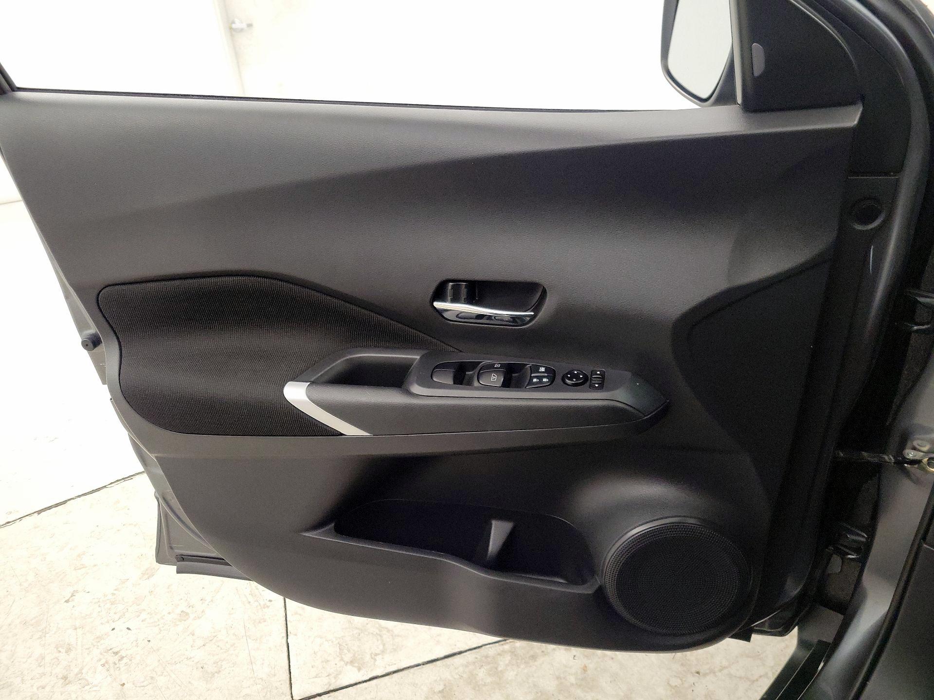 Thumbnail: 2022 Nissan Kicks - 12