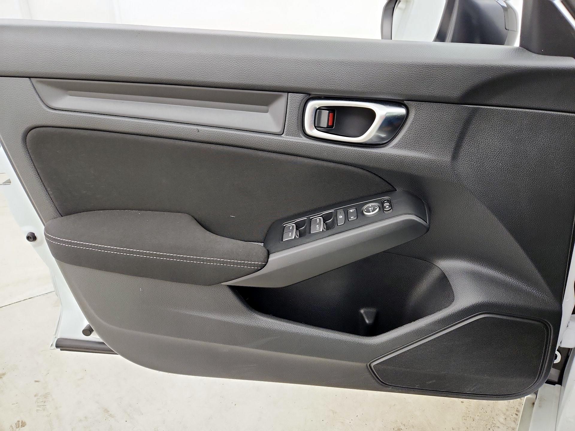 Thumbnail: 2023 Honda Civic - 12