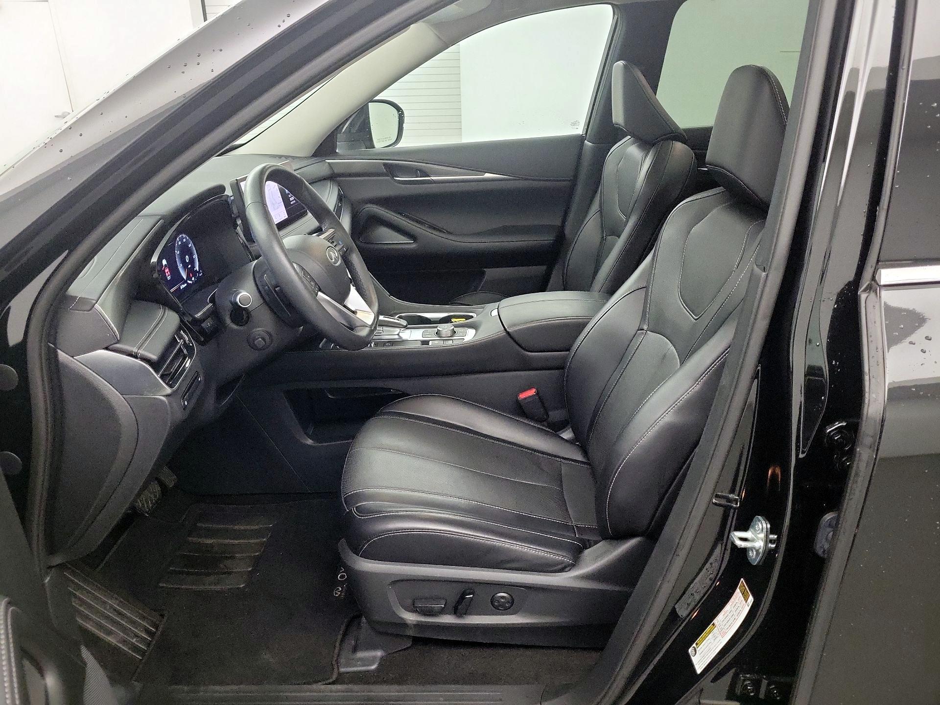 Thumbnail: 2023 INFINITI QX60 - 9