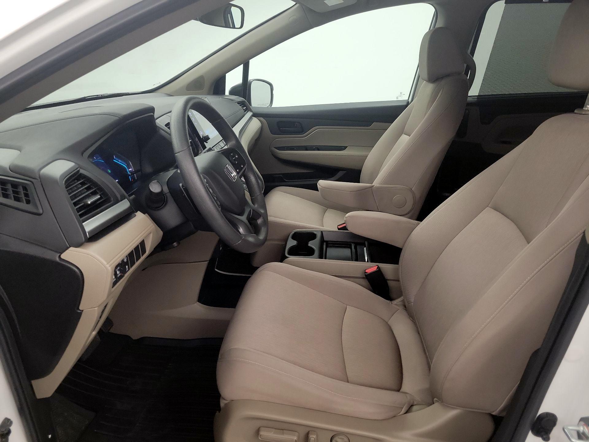 Thumbnail: 2023 Honda Odyssey - 11