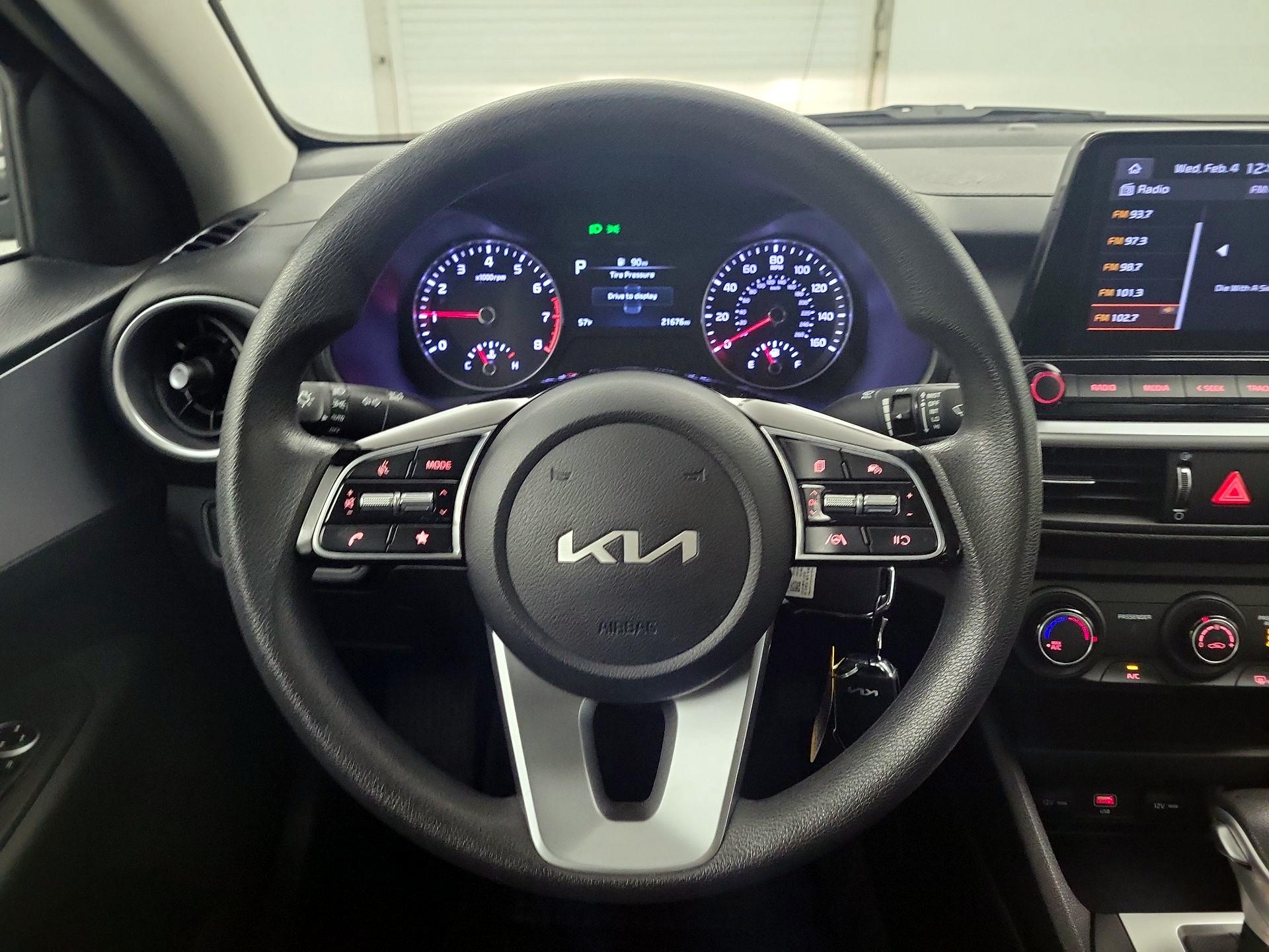 Thumbnail: 2023 Kia Forte - 10