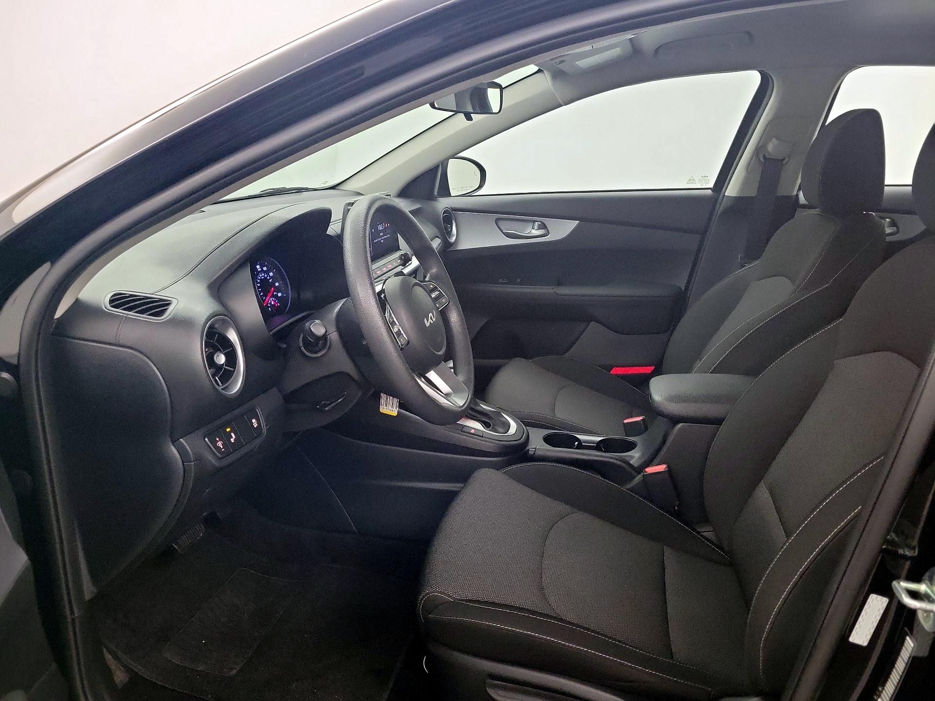 Thumbnail: 2023 Kia Forte - 11