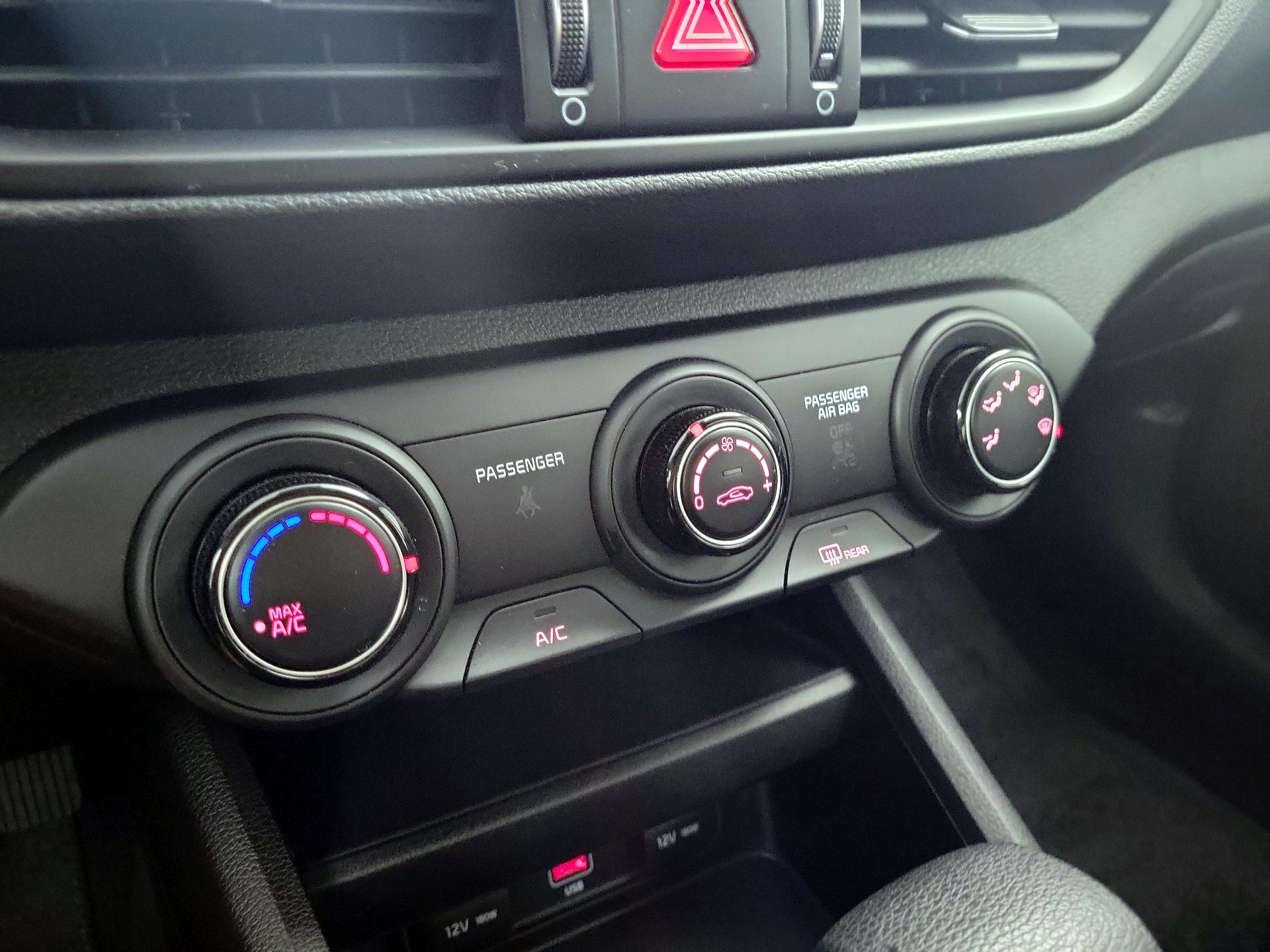 Thumbnail: 2023 Kia Forte - 16