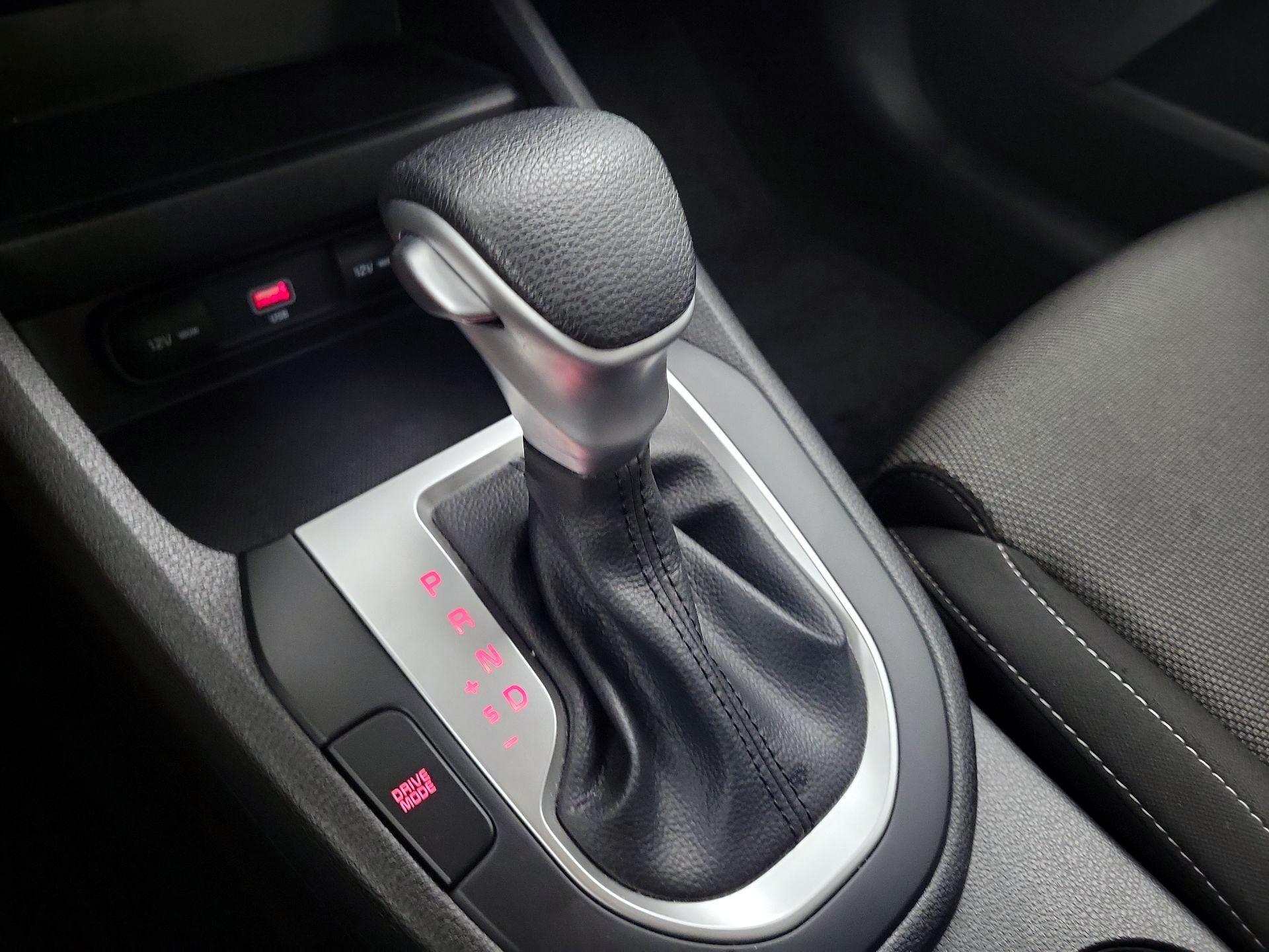 Thumbnail: 2023 Kia Forte - 17