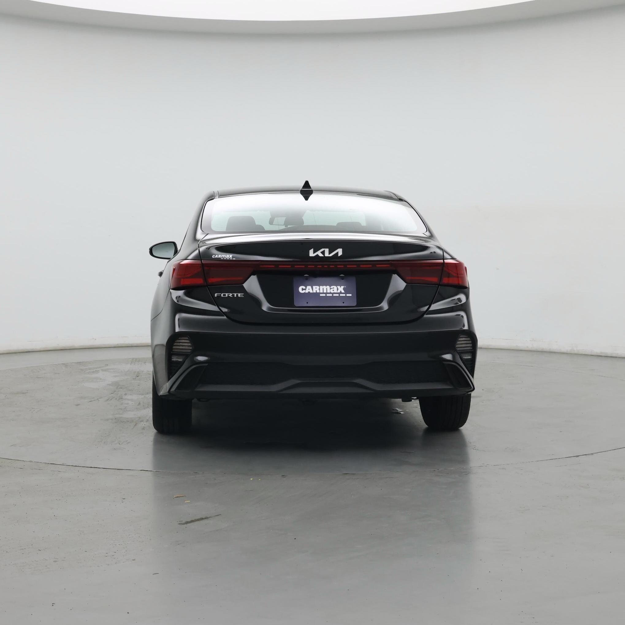 Thumbnail: 2023 Kia Forte - 6