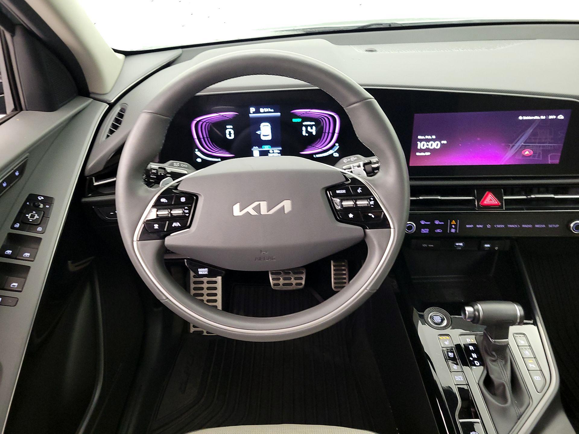 Thumbnail: 2023 Kia Niro - 10