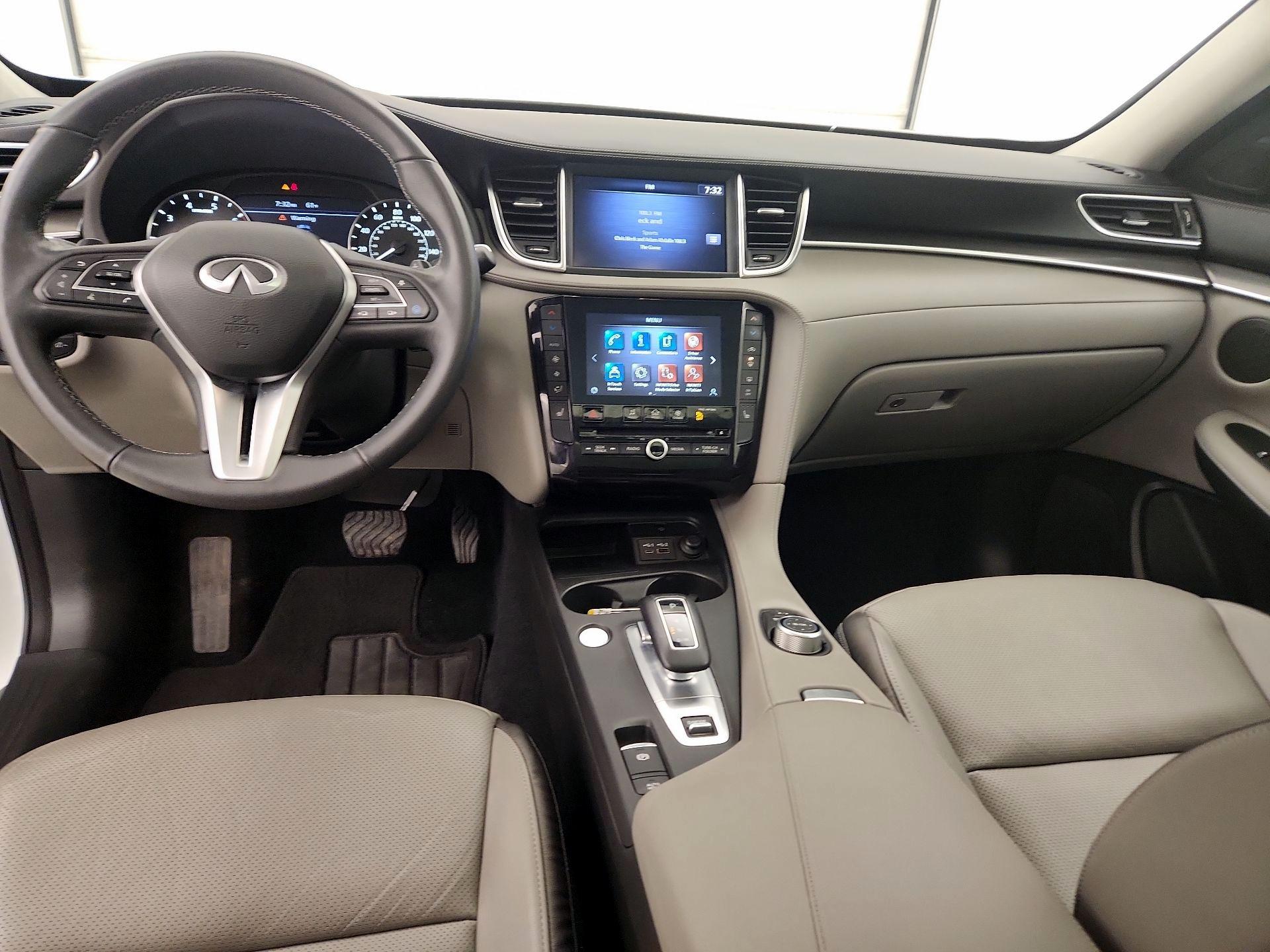 Thumbnail: 2023 INFINITI QX50 - 9