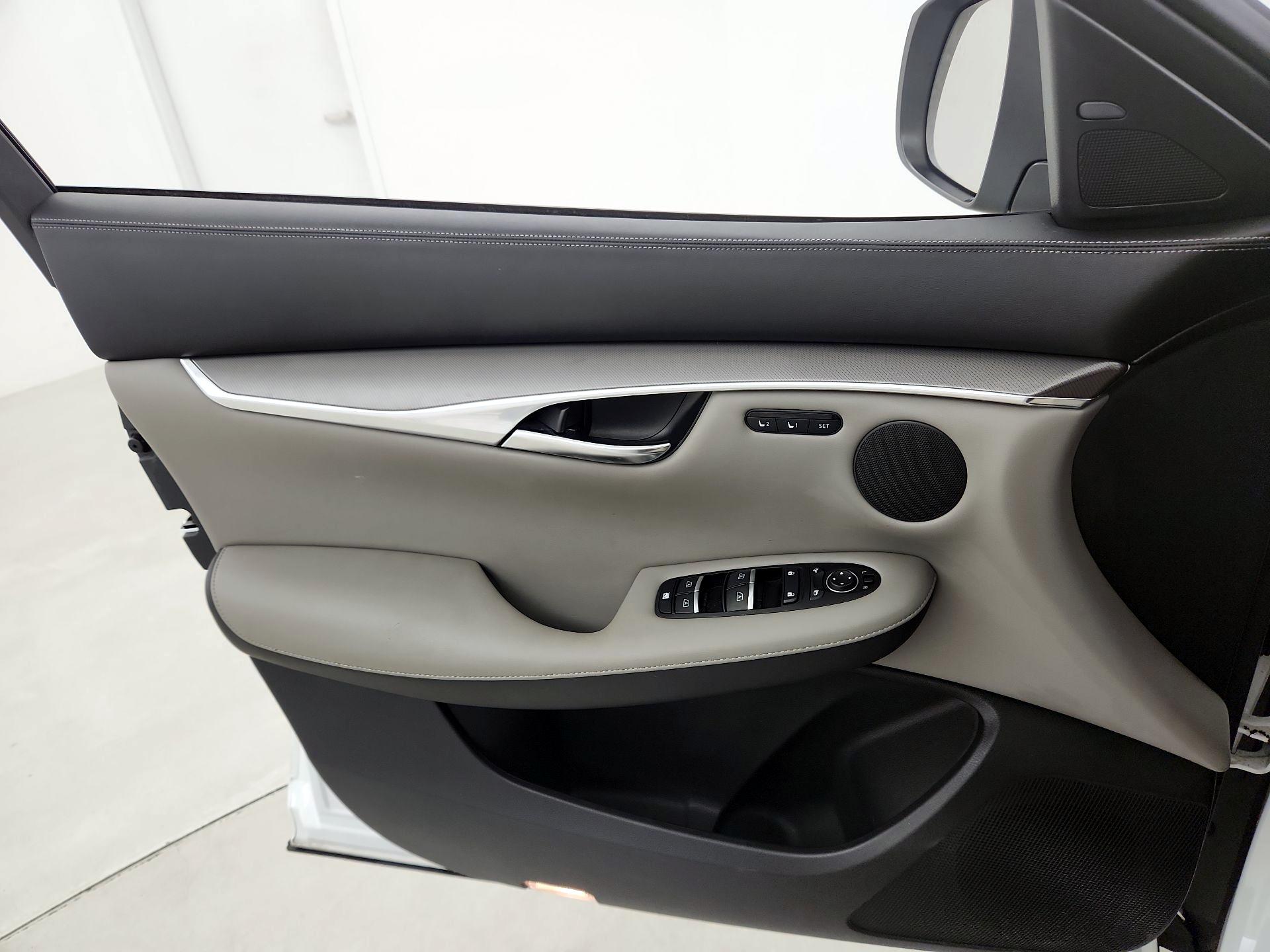 Thumbnail: 2023 INFINITI QX50 - 12