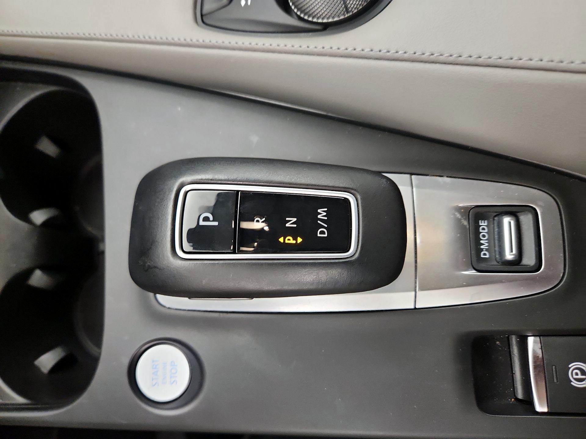 Thumbnail: 2023 INFINITI QX50 - 17