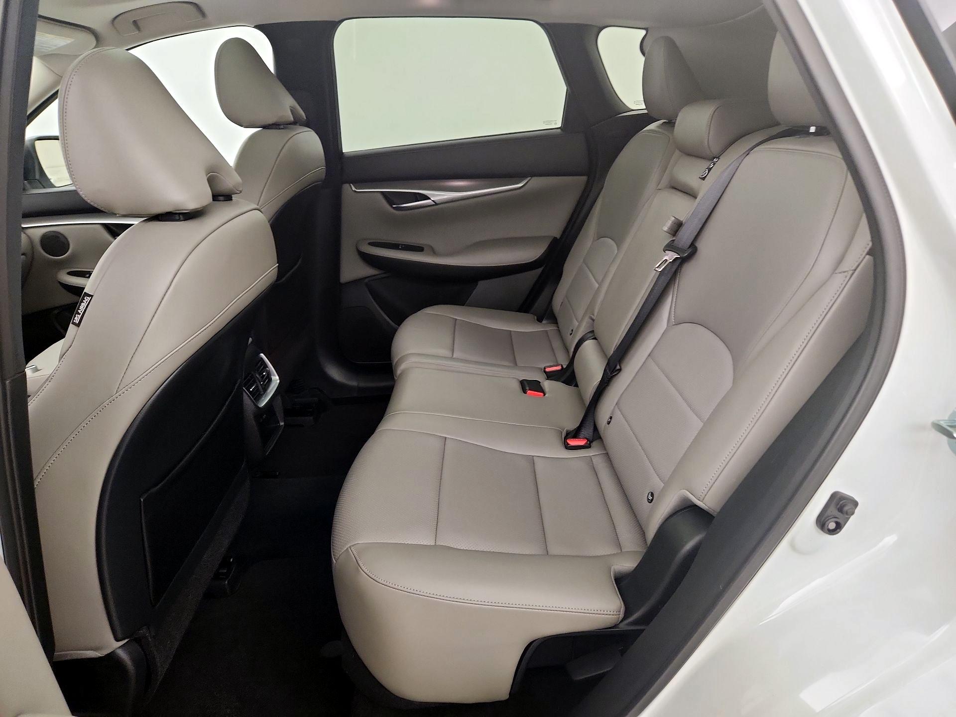 Thumbnail: 2023 INFINITI QX50 - 20