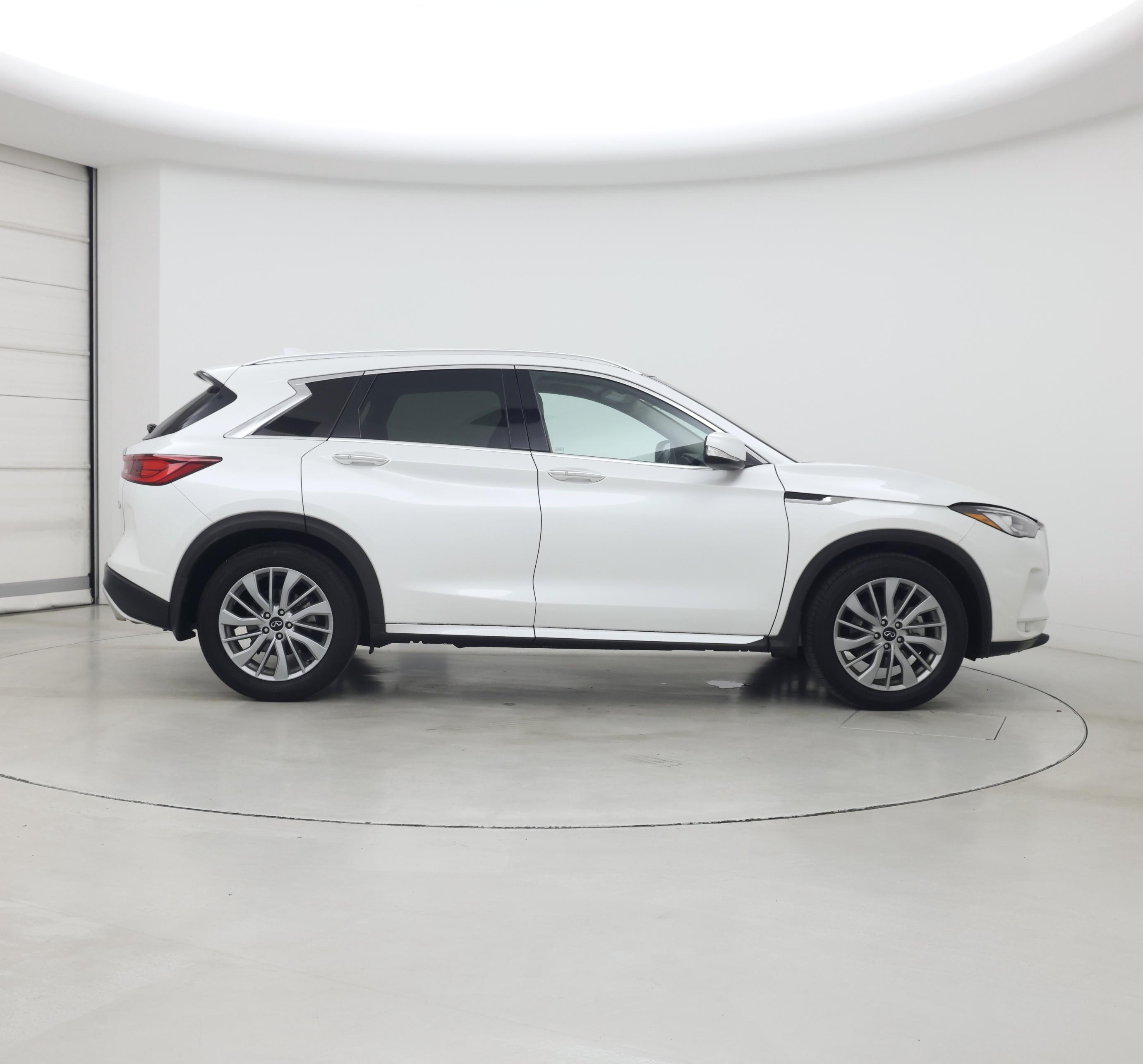 Thumbnail: 2023 INFINITI QX50 - 7