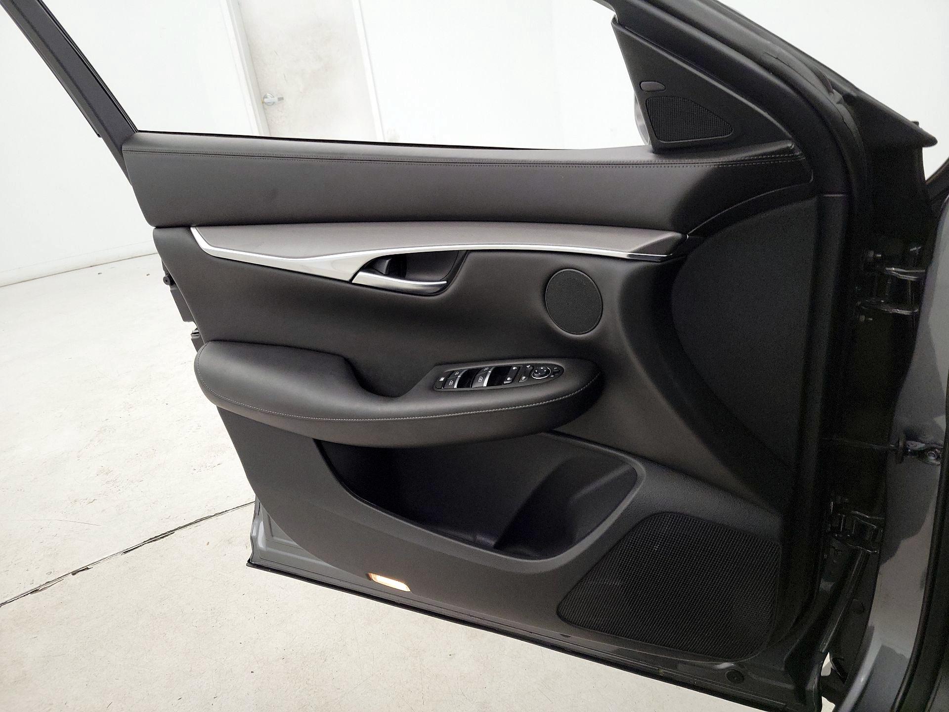 Thumbnail: 2022 INFINITI QX50 - 12