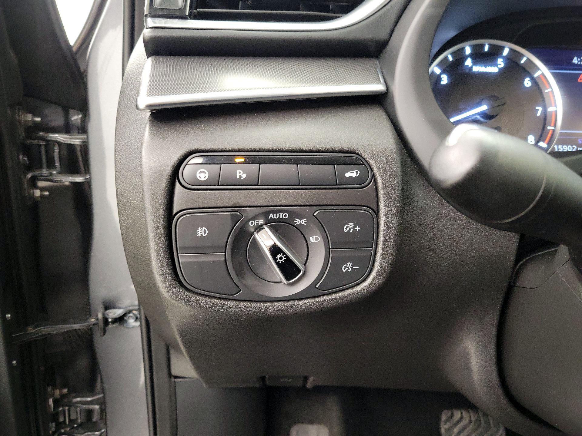 Thumbnail: 2022 INFINITI QX50 - 13