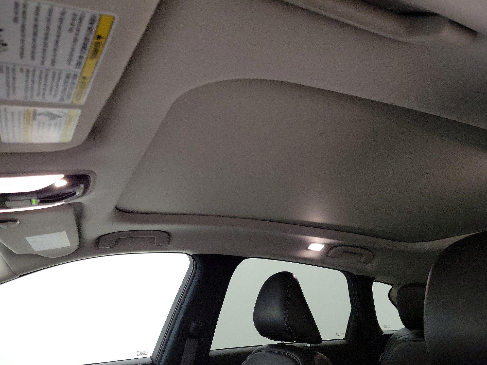 Thumbnail: 2022 INFINITI QX50 - 19