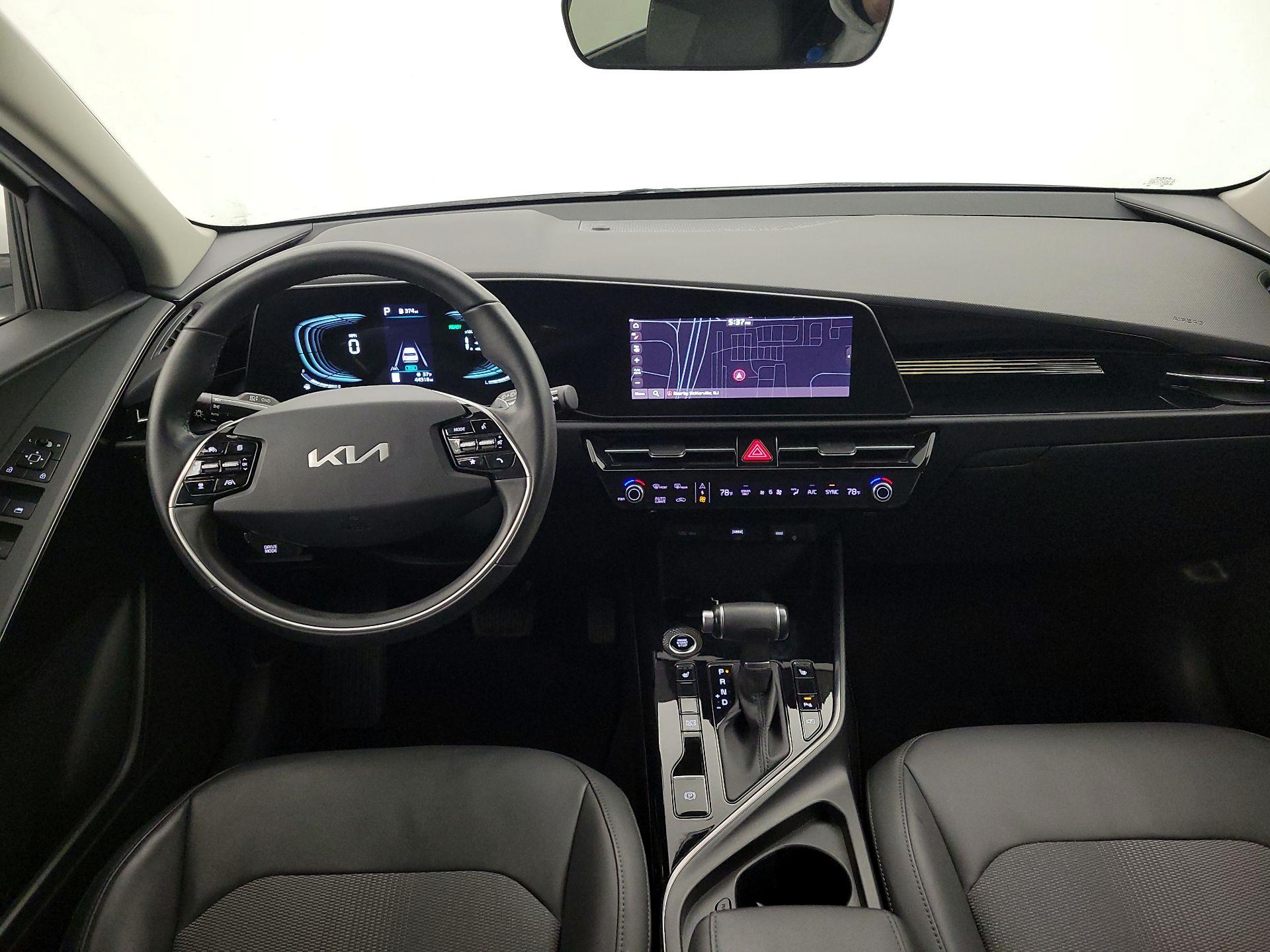 Thumbnail: 2023 Kia Niro - 9