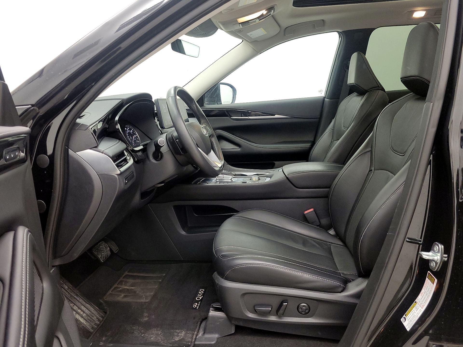 Thumbnail: 2023 INFINITI QX60 - 11