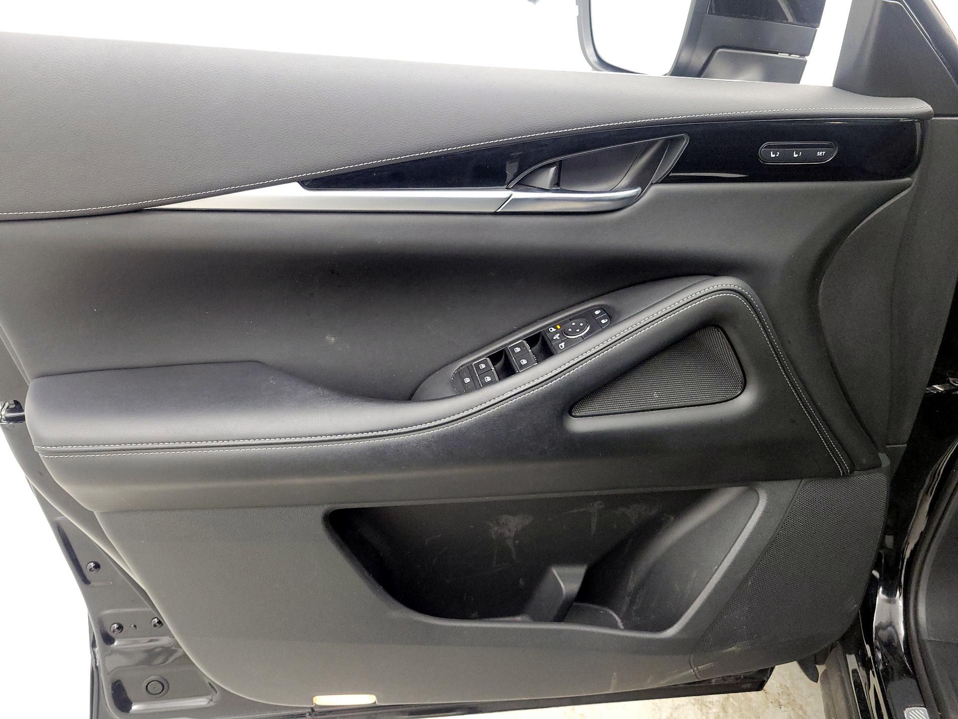 Thumbnail: 2023 INFINITI QX60 - 12