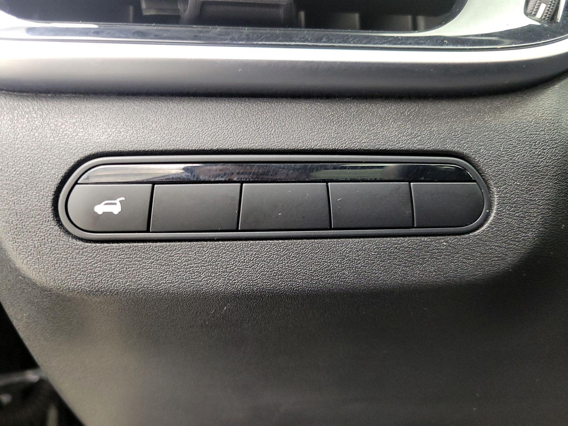 Thumbnail: 2023 INFINITI QX60 - 13