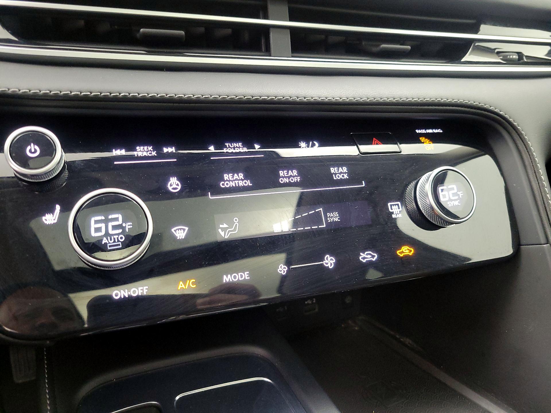 Thumbnail: 2023 INFINITI QX60 - 16