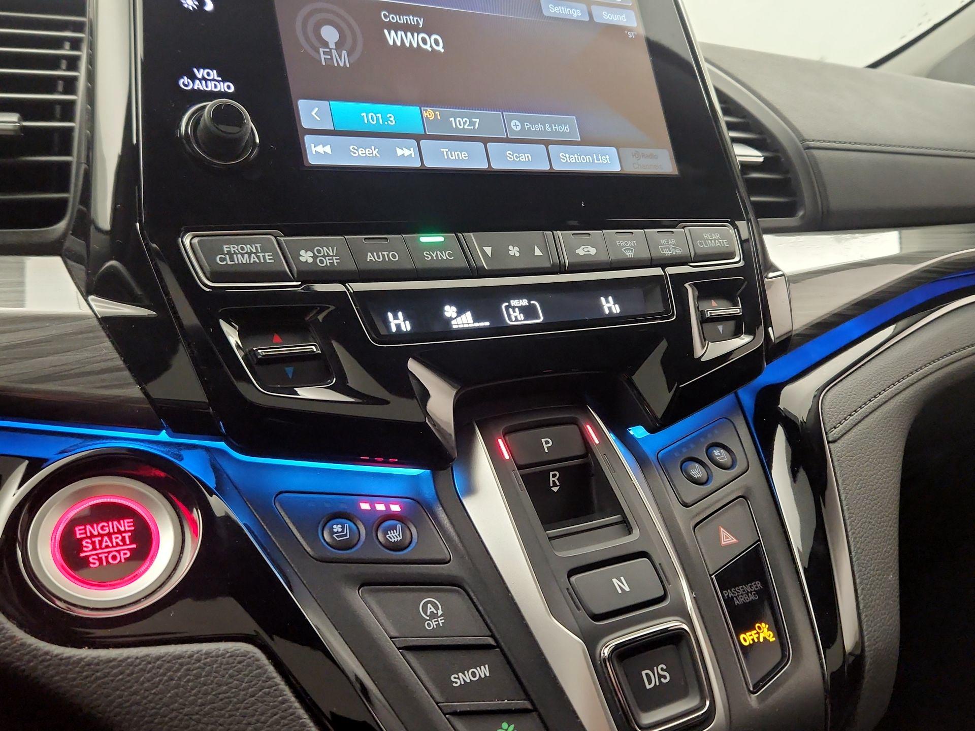 Thumbnail: 2023 Honda Odyssey - 17