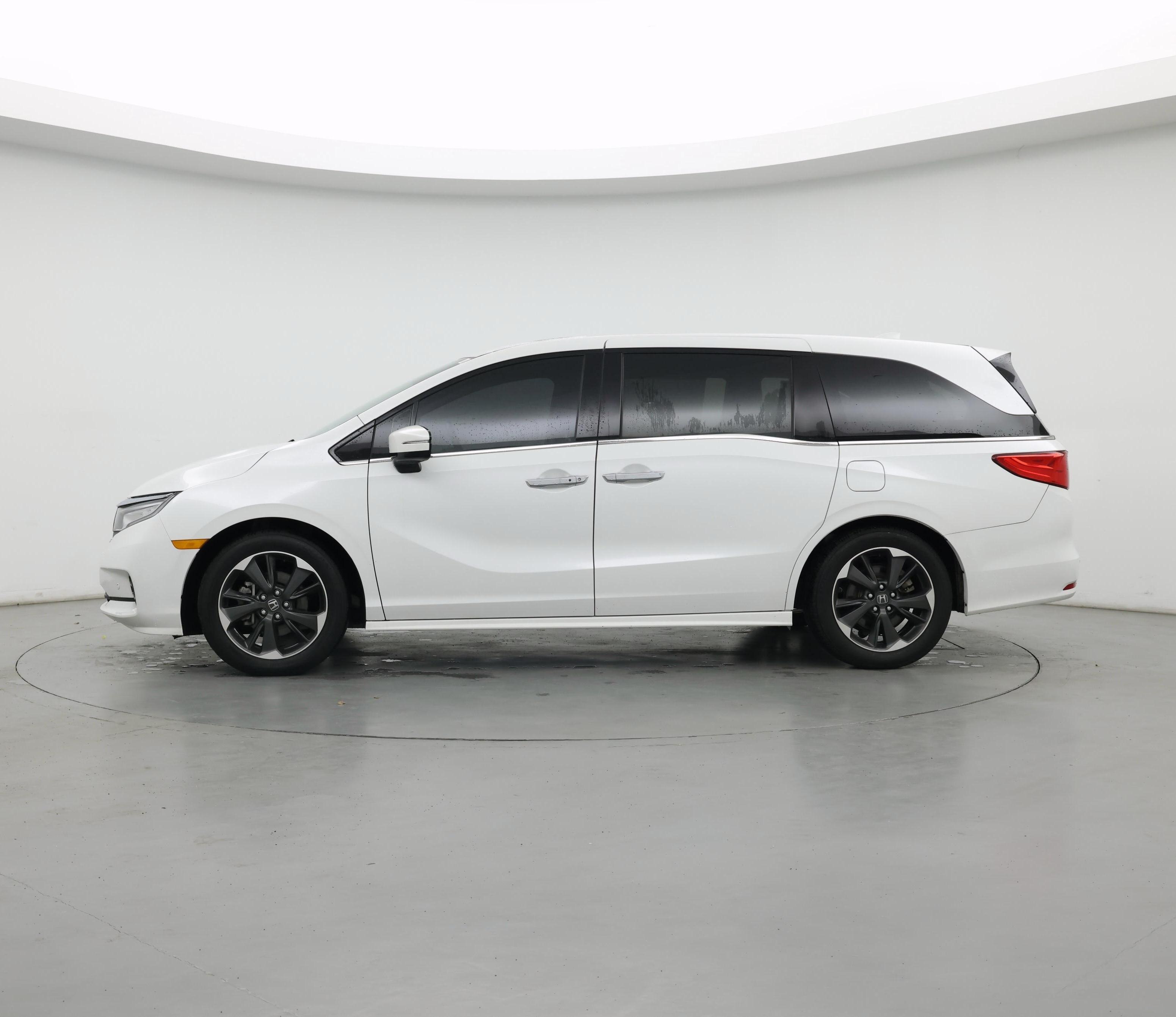 Thumbnail: 2023 Honda Odyssey - 3