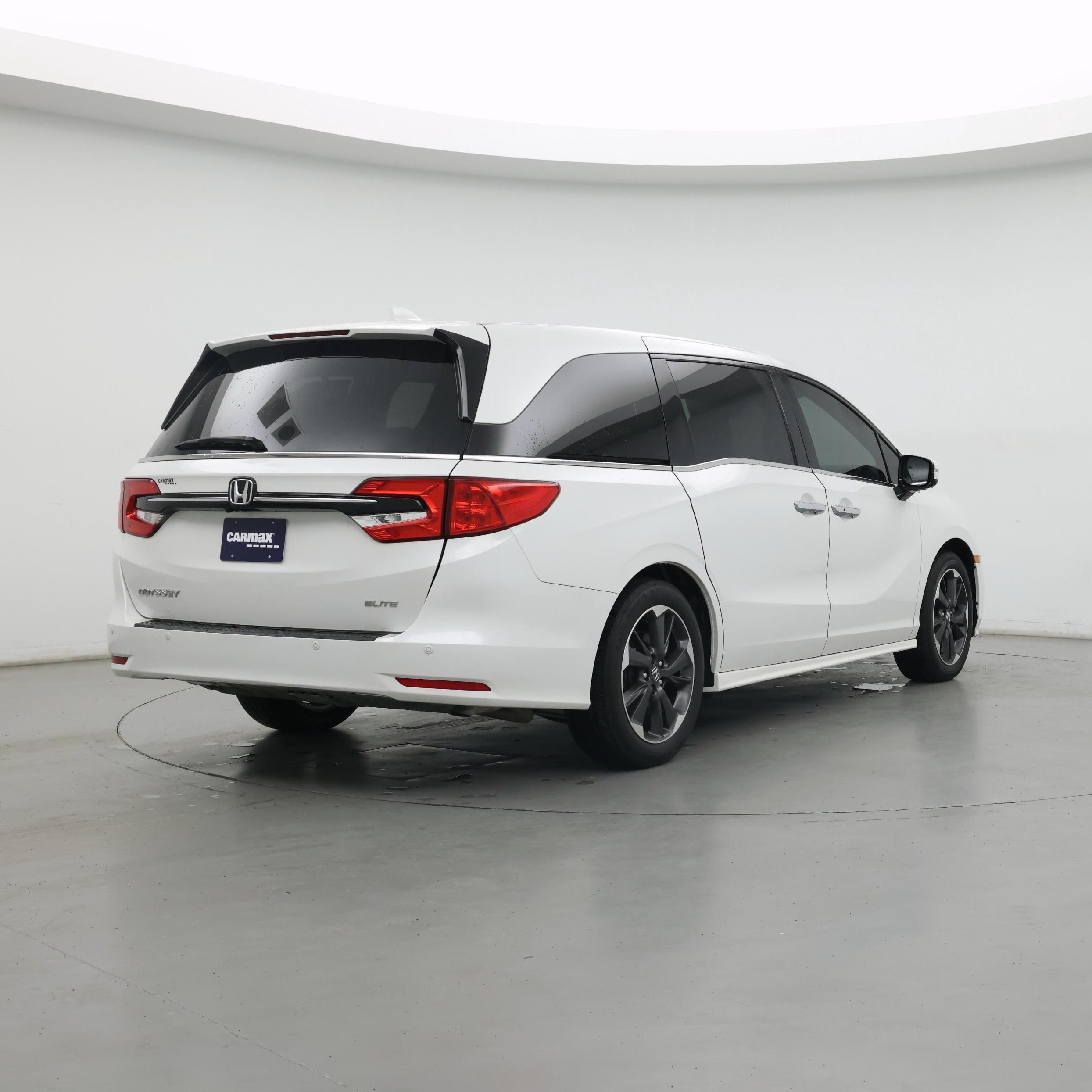 Thumbnail: 2023 Honda Odyssey - 8