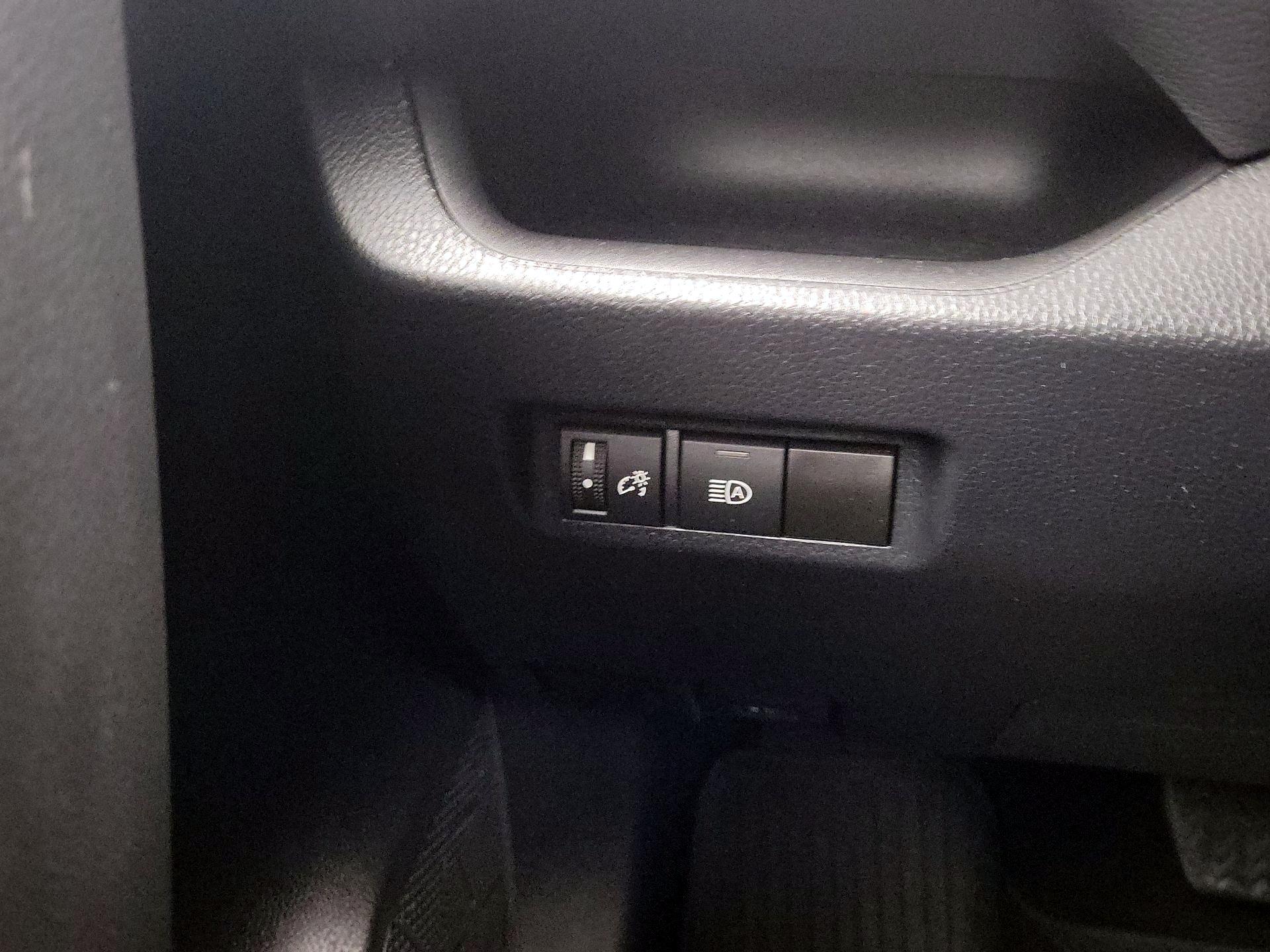 Thumbnail: 2023 Toyota RAV4 - 13