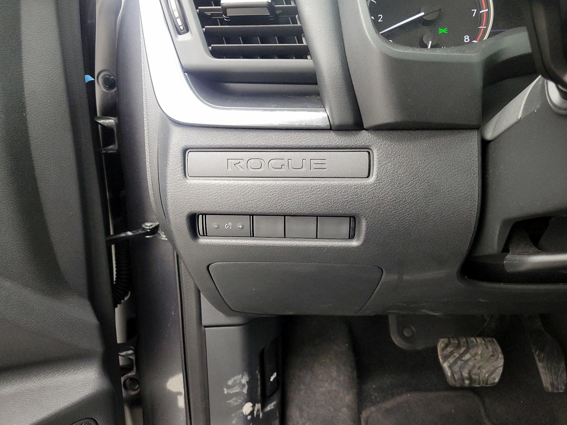 Thumbnail: 2023 Nissan Rogue - 13