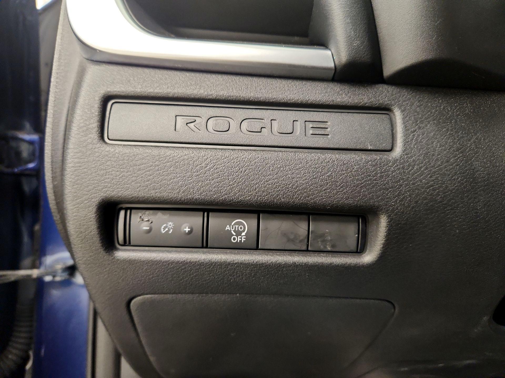 Thumbnail: 2023 Nissan Rogue - 13