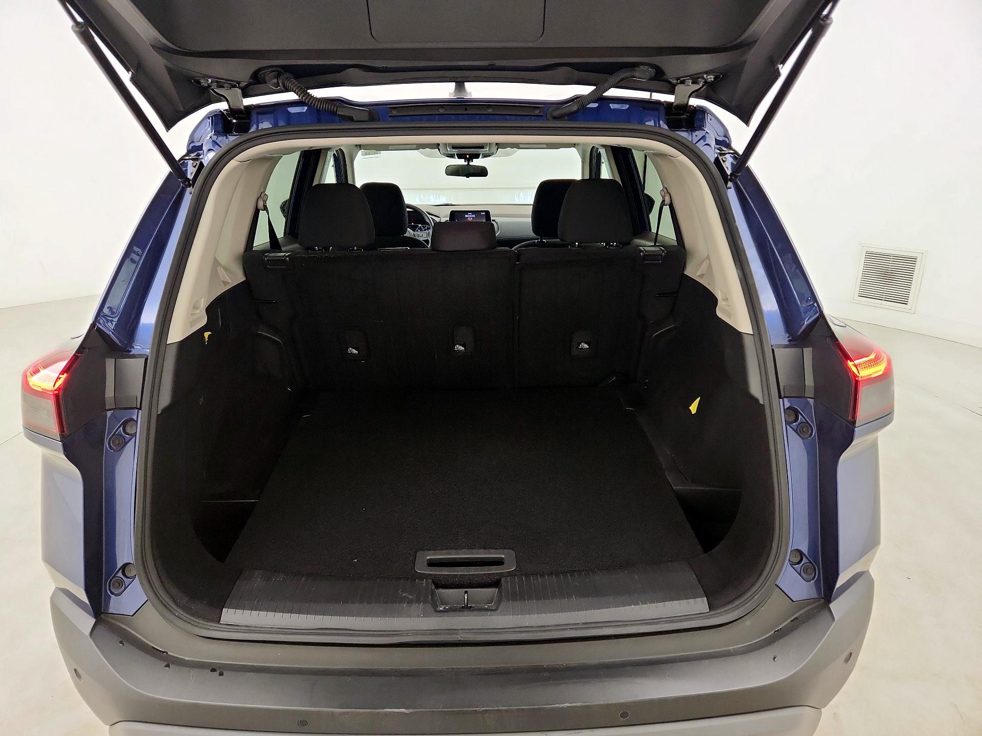 Thumbnail: 2023 Nissan Rogue - 20