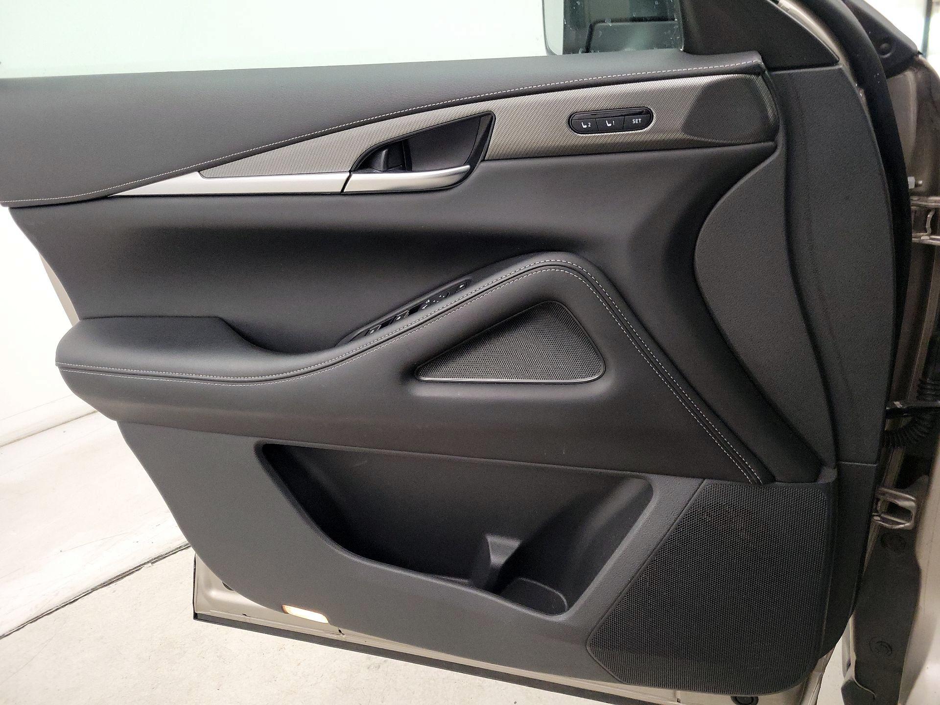 Thumbnail: 2023 INFINITI QX60 - 12