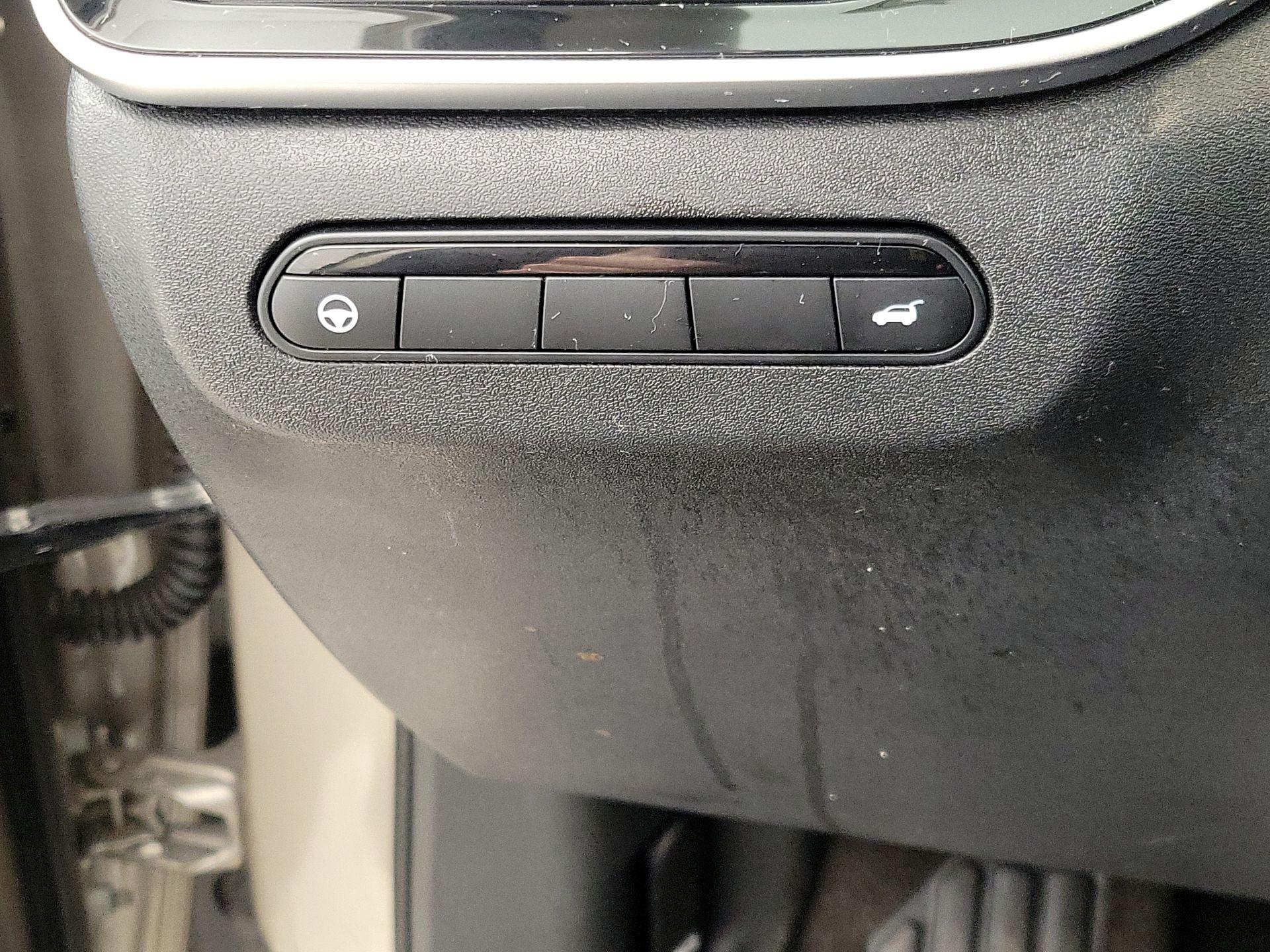 Thumbnail: 2023 INFINITI QX60 - 13