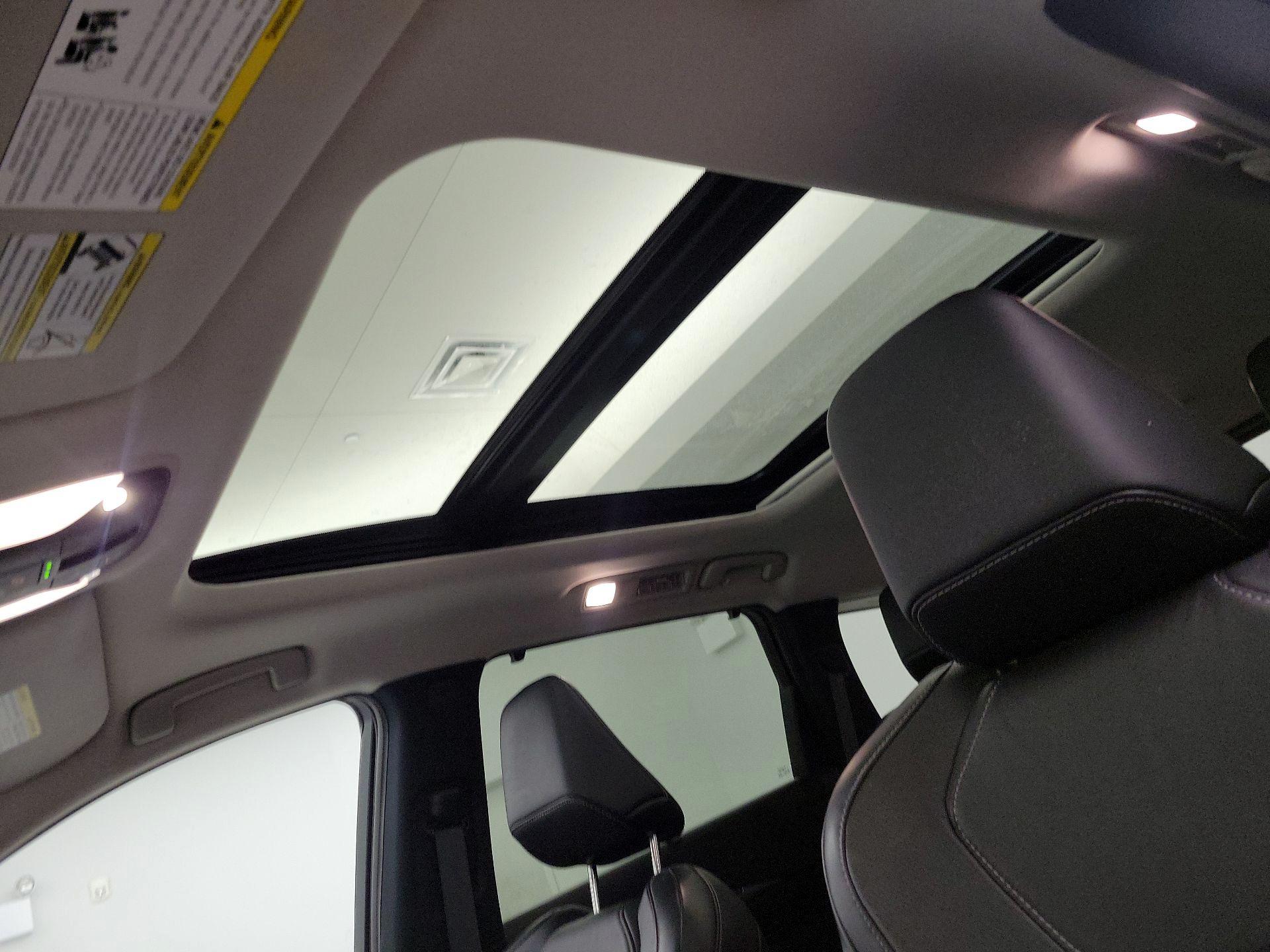 Thumbnail: 2023 INFINITI QX60 - 19