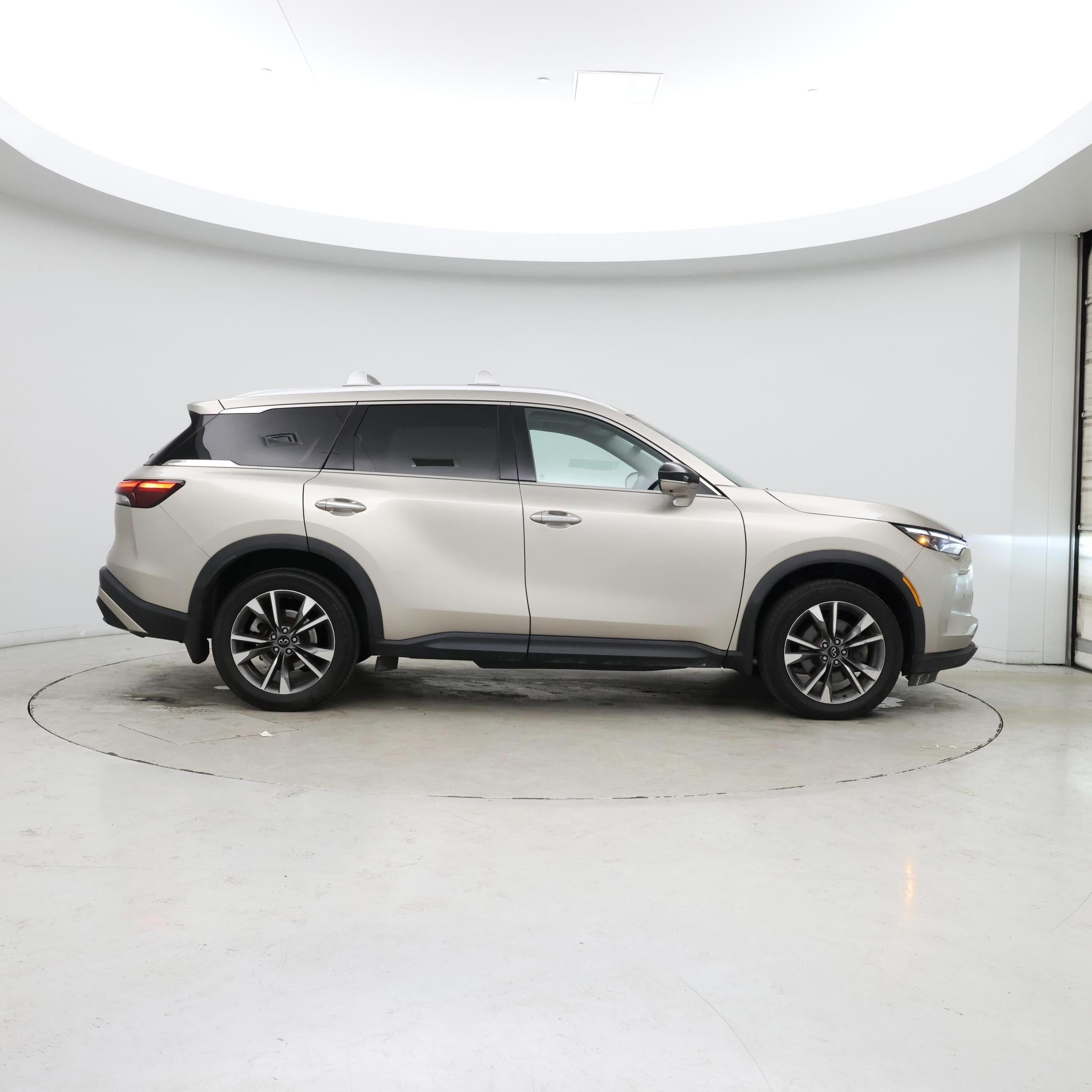 Thumbnail: 2023 INFINITI QX60 - 7