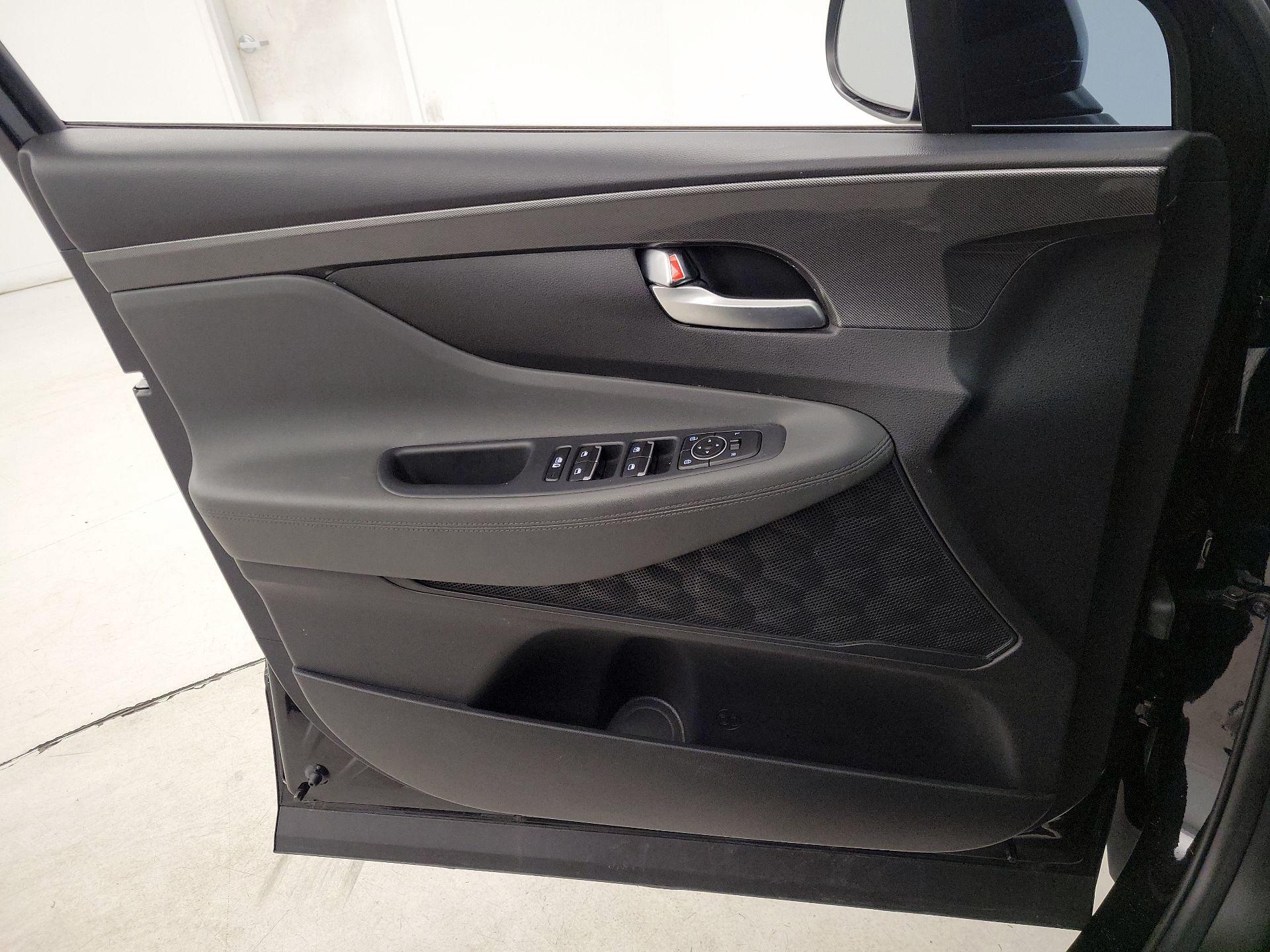 Thumbnail: 2023 Hyundai Santa Fe - 12