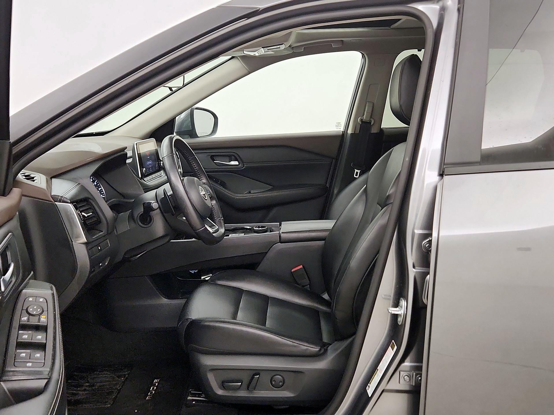 Thumbnail: 2023 Nissan Rogue - 9