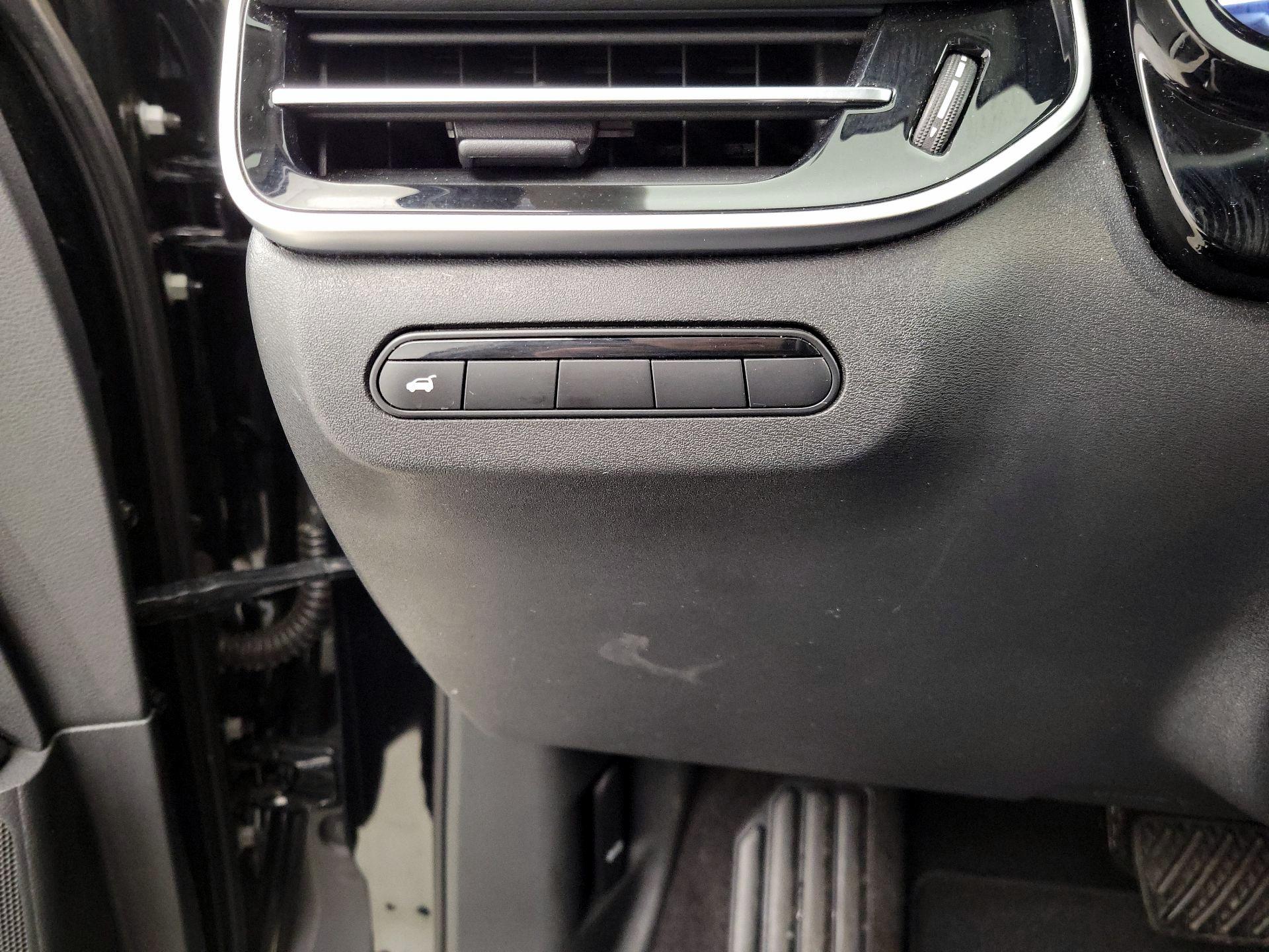 Thumbnail: 2023 INFINITI QX60 - 13