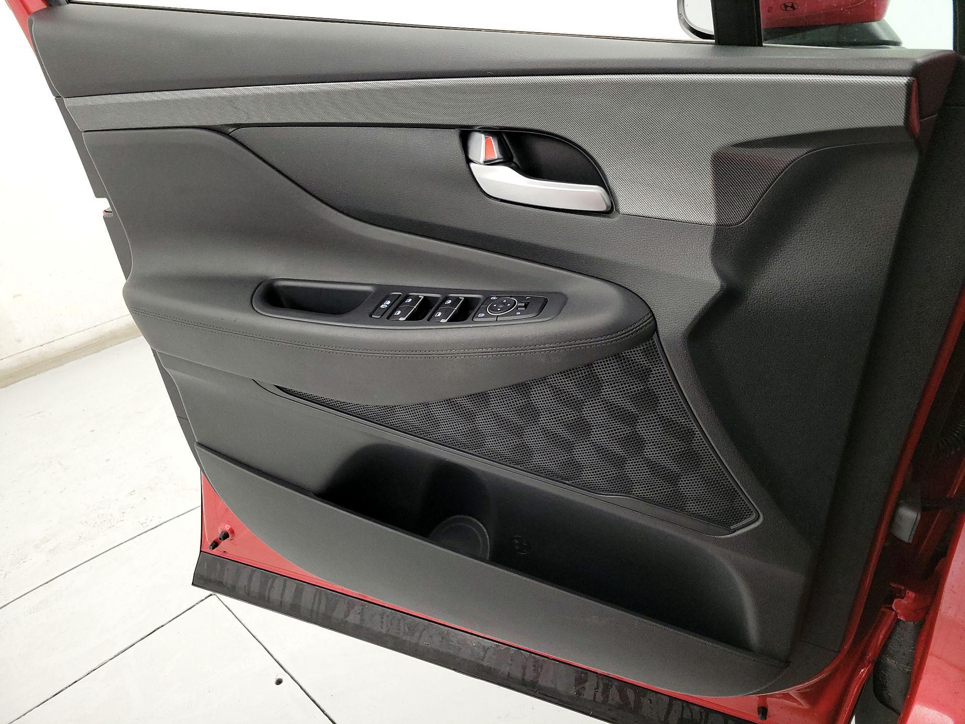 Thumbnail: 2023 Hyundai Santa Fe - 12