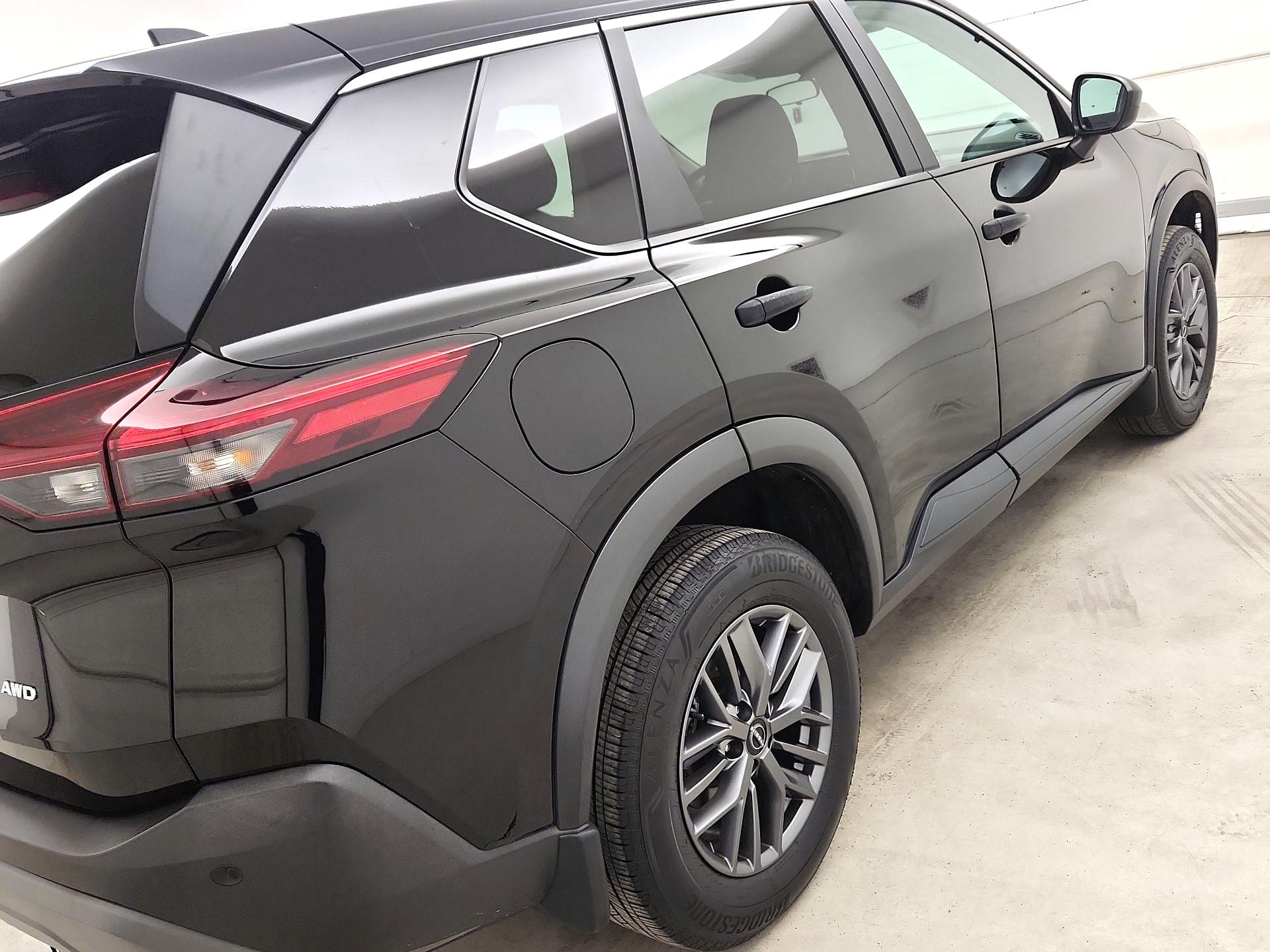 Thumbnail: 2023 Nissan Rogue - 5