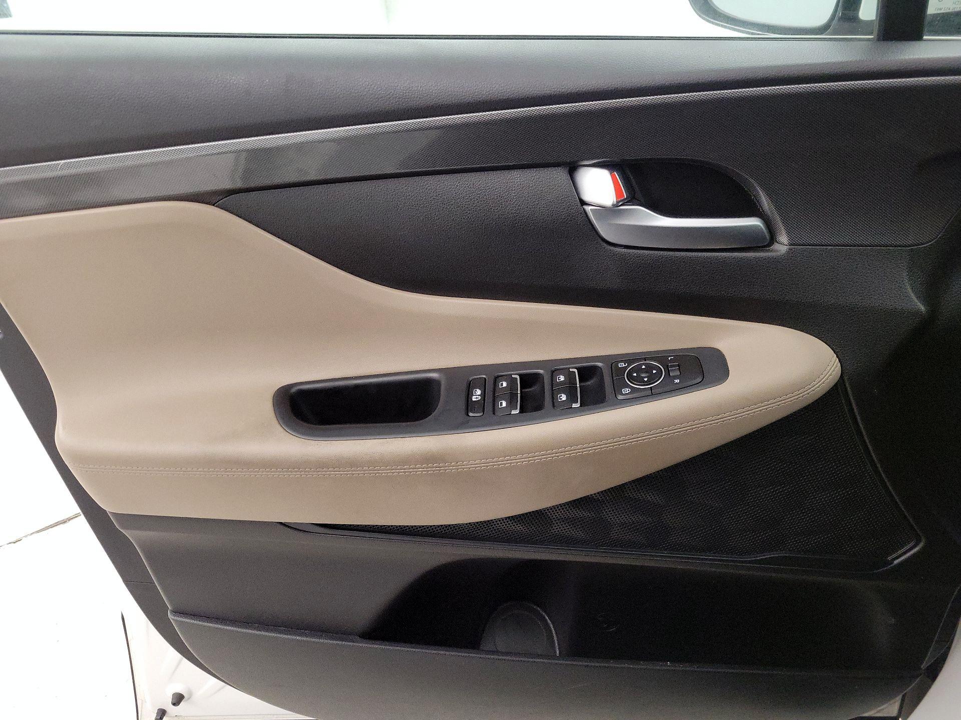 Thumbnail: 2023 Hyundai Santa Fe - 12